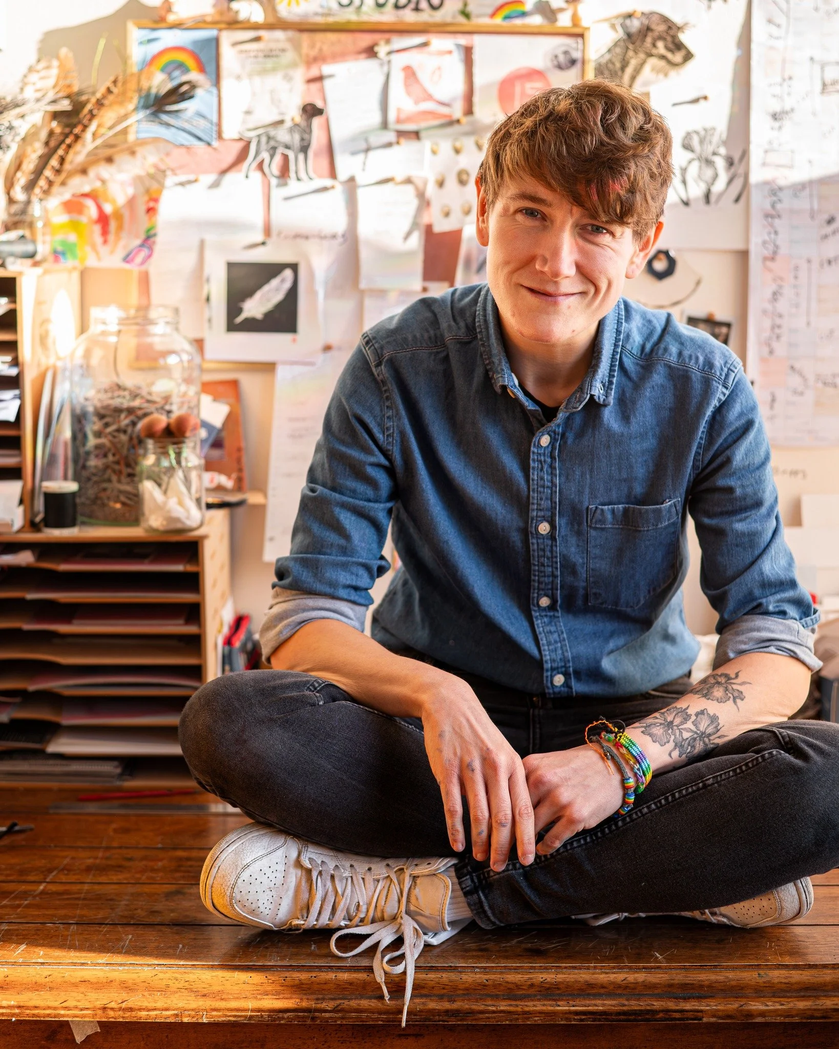 Workspace Wednesday* 🎨

(*whilst I'd like this to be a regular feature, we all know I'm not consistent enough with social media for that to be an actual possibility)

Say hello to @swithering_twitch and take a look around Cate's printmaking studio, 