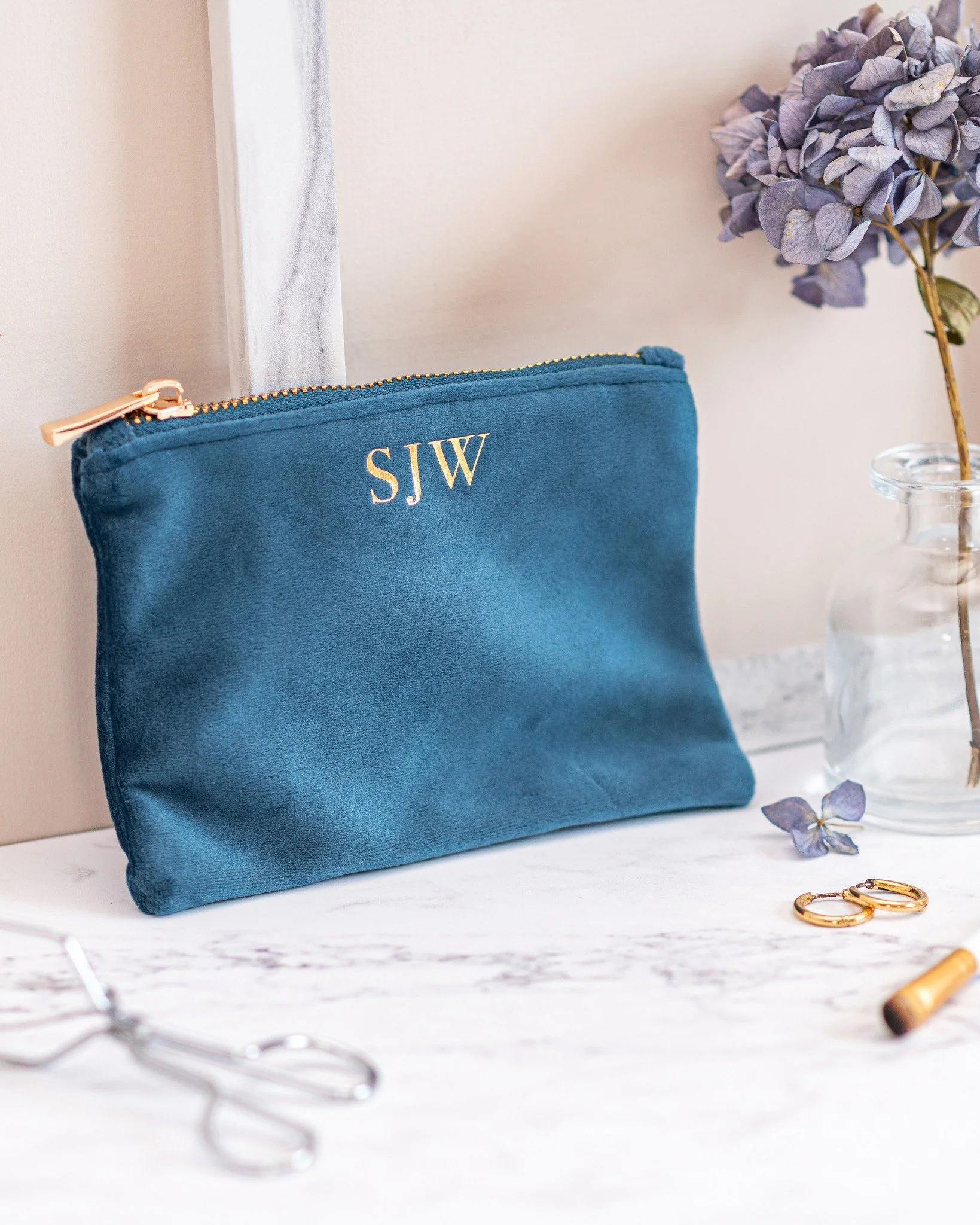 Swipe to see how excited you could be about your new product photos 👉

Lovely review from @pennyrosehomegifts 🥰

If you're looking to book a photoshoot, I'm available from mid-May onwards. Get in touch if you'd like to chat. (Photography packages a