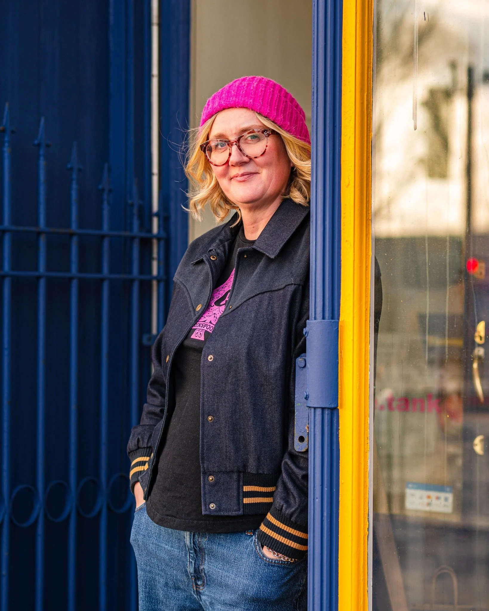 Say hi to Caishnah from @the.creative.tank 👋🏻

The Creative Tank is 'where music and creativity collide' - a multi purpose shop/studio/gallery space at 38 Dock Street. I had a lovely time photographing the space and chatting about Caishnah's art, i