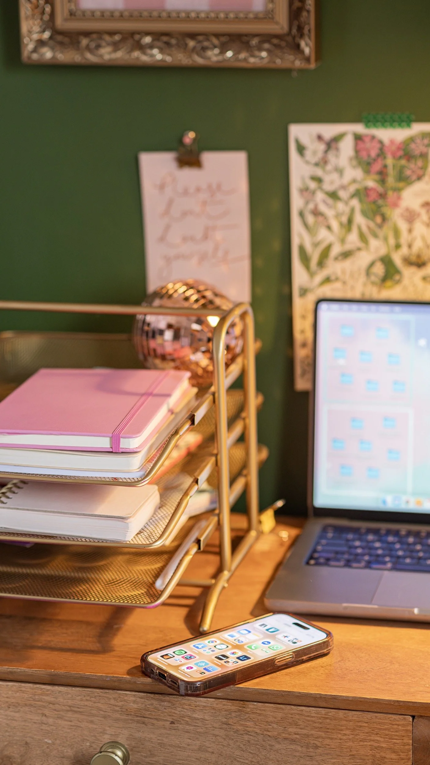 JillyJilly Studio HQ desk with stationery, laptop and iphone