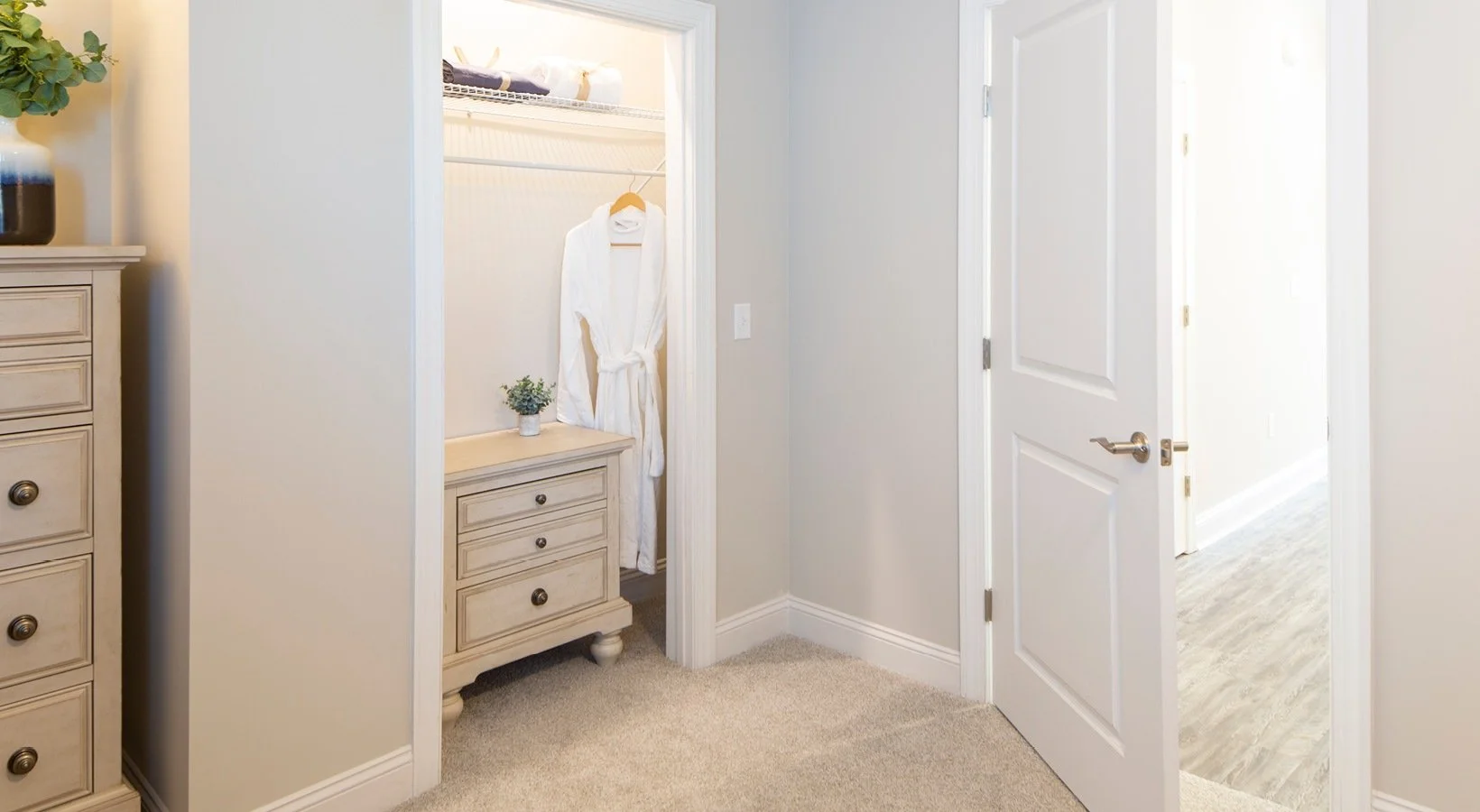 1-Bed-5-749dd2ca5624fbc2c0f2a5bbca6b1786.jpg