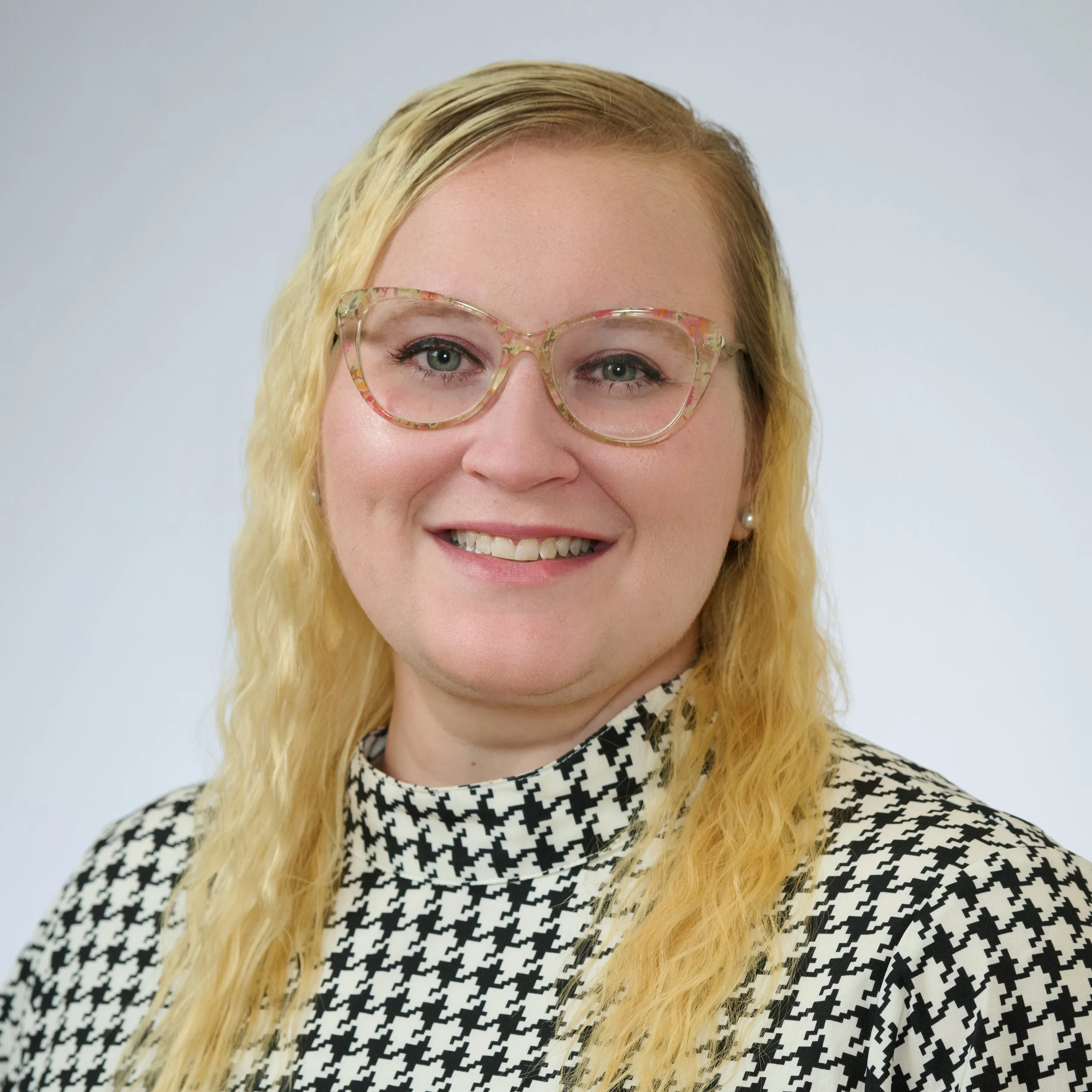 Lauren Cronshaw staff photo