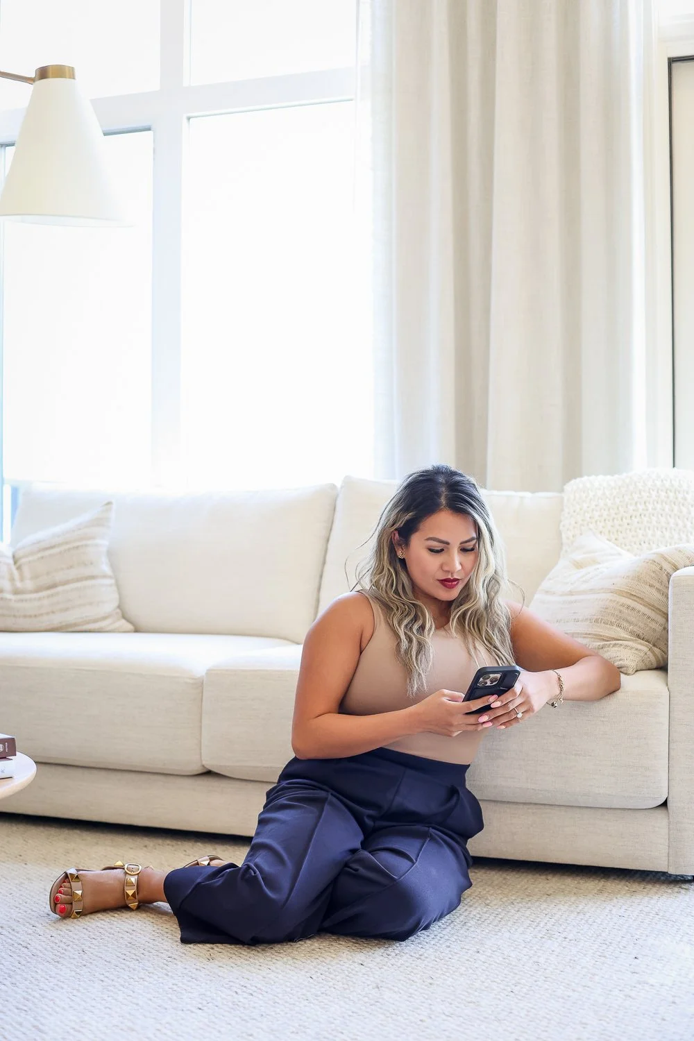 yyc brand photos in a relaxed home environment