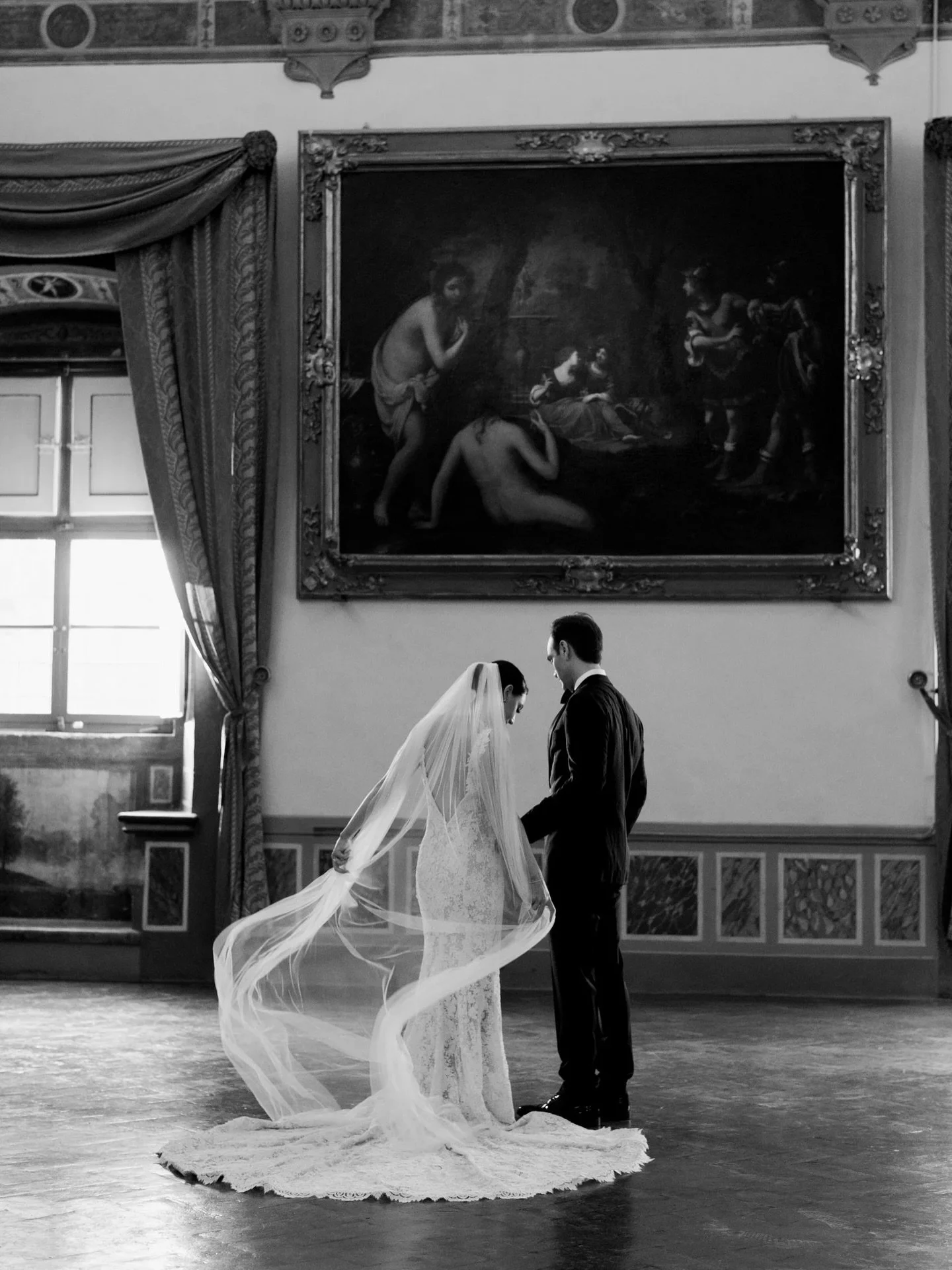 Instant mood boast &mdash; #ilabridalrealbride Kaela wearing Atelier Pronovias for her Tuscany summer soiree 🍋✨ With vows shared during golden hour against a backdrop of rolling hills, it was a day of unforgettable, timeless romance and the ultimate