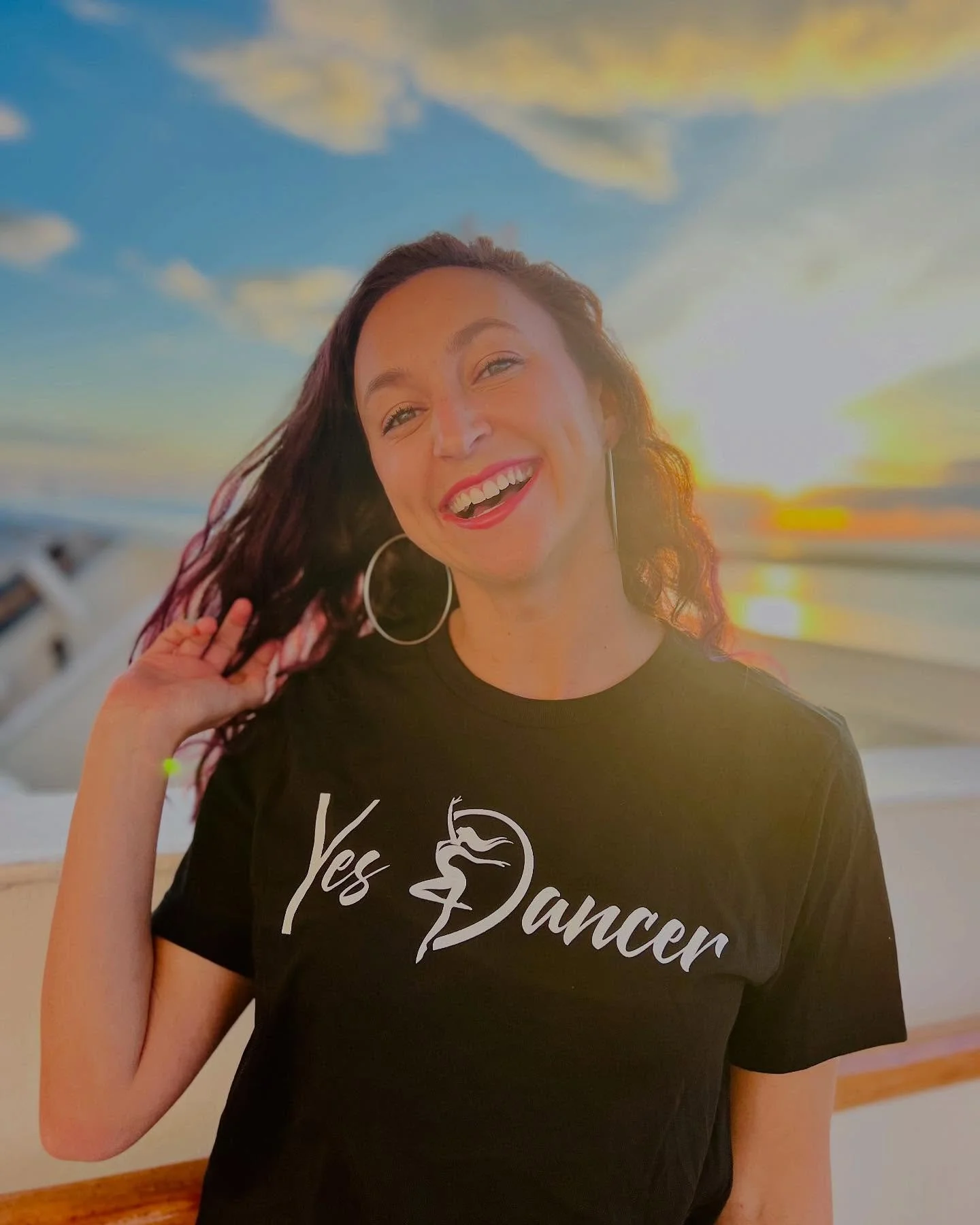 Just wanted to share a smile and some yes dancer energy from Africa! your way on this fine Sunday ๐๐ฅฐโค๏ธ๐๐ฝ 
Thank you to all my supporters you make my heart smile :) 
What makes your heart smile?! ๐ค 
#yesdancer #godisgood #countyourblessings #b