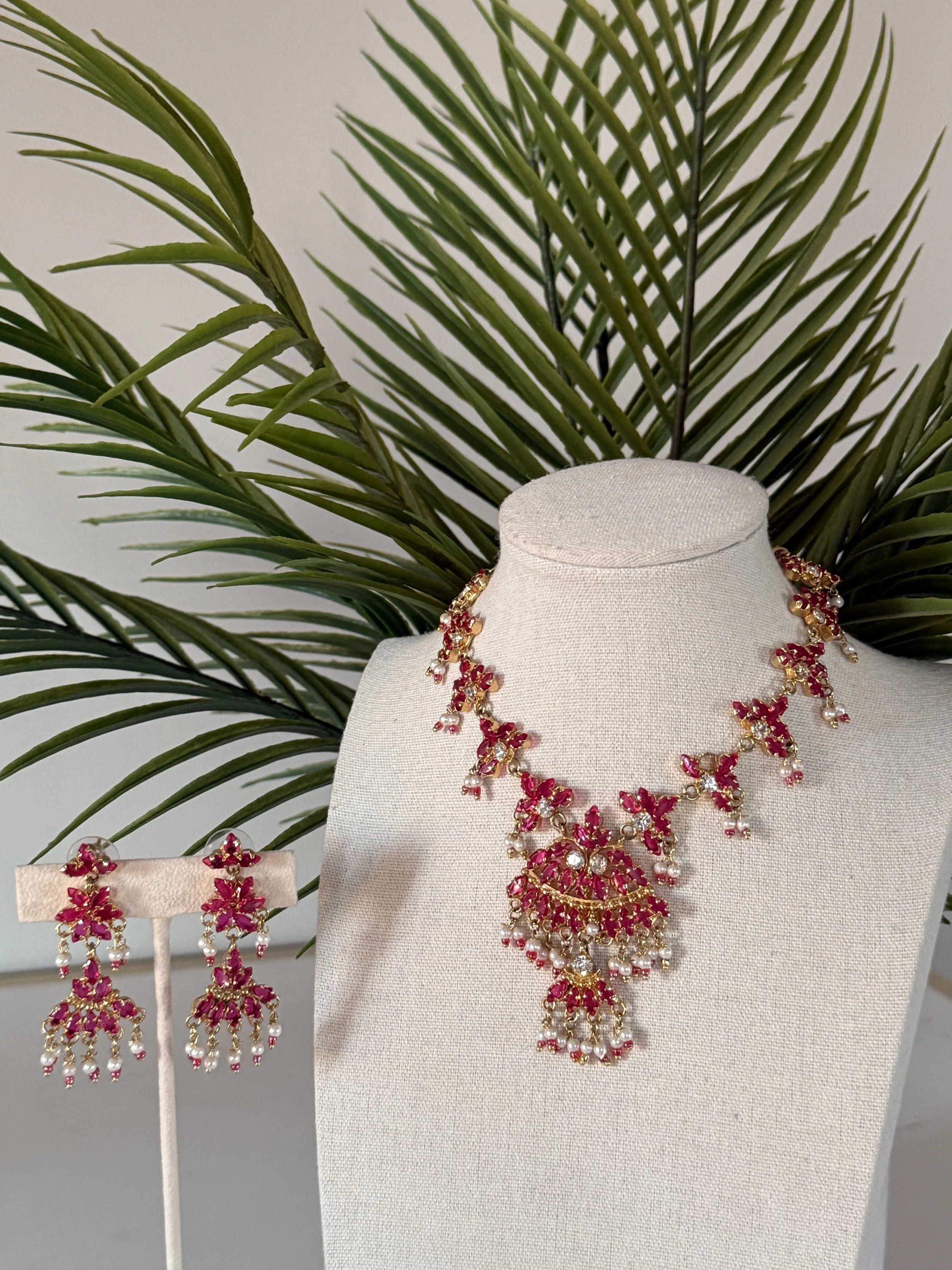 Rabia Necklace Set