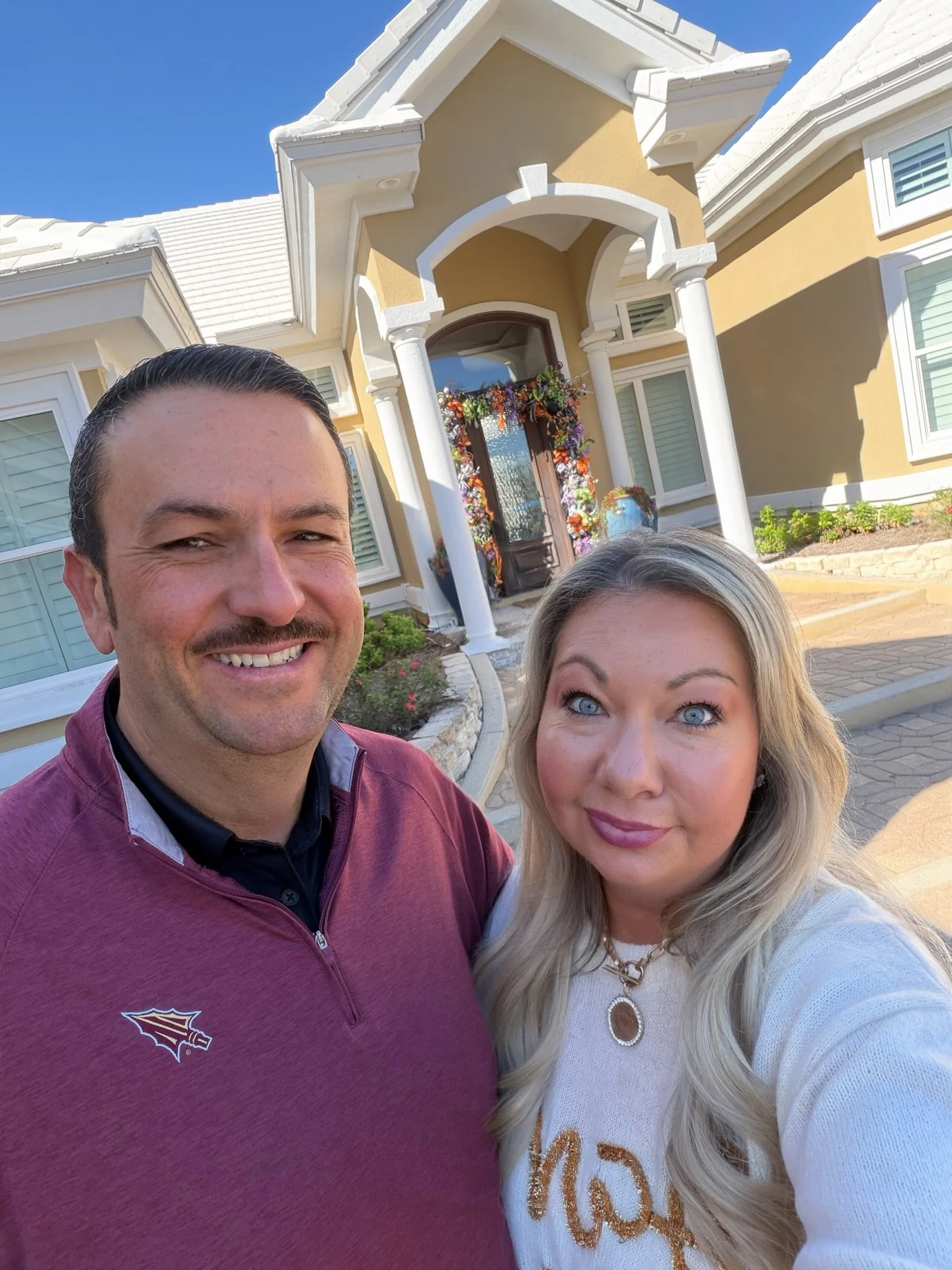 🥸 I mustache you a question, ready to shave your insurance rates call JLI 🤷&zwj;♀️😉
 
#mustache #funnypic #leanonlyng #jessicalynginsurance #funnycouples