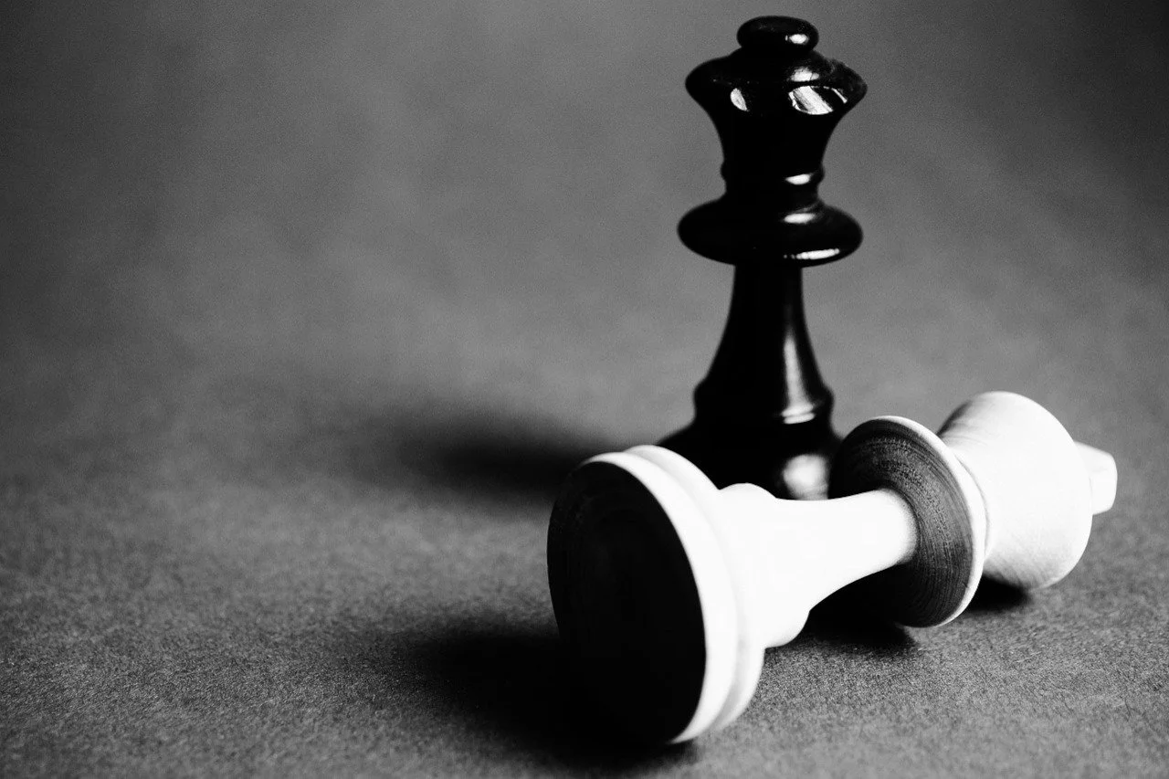 Gray Man in the World of Intelligence - Do Agents Really Use This Tactic?