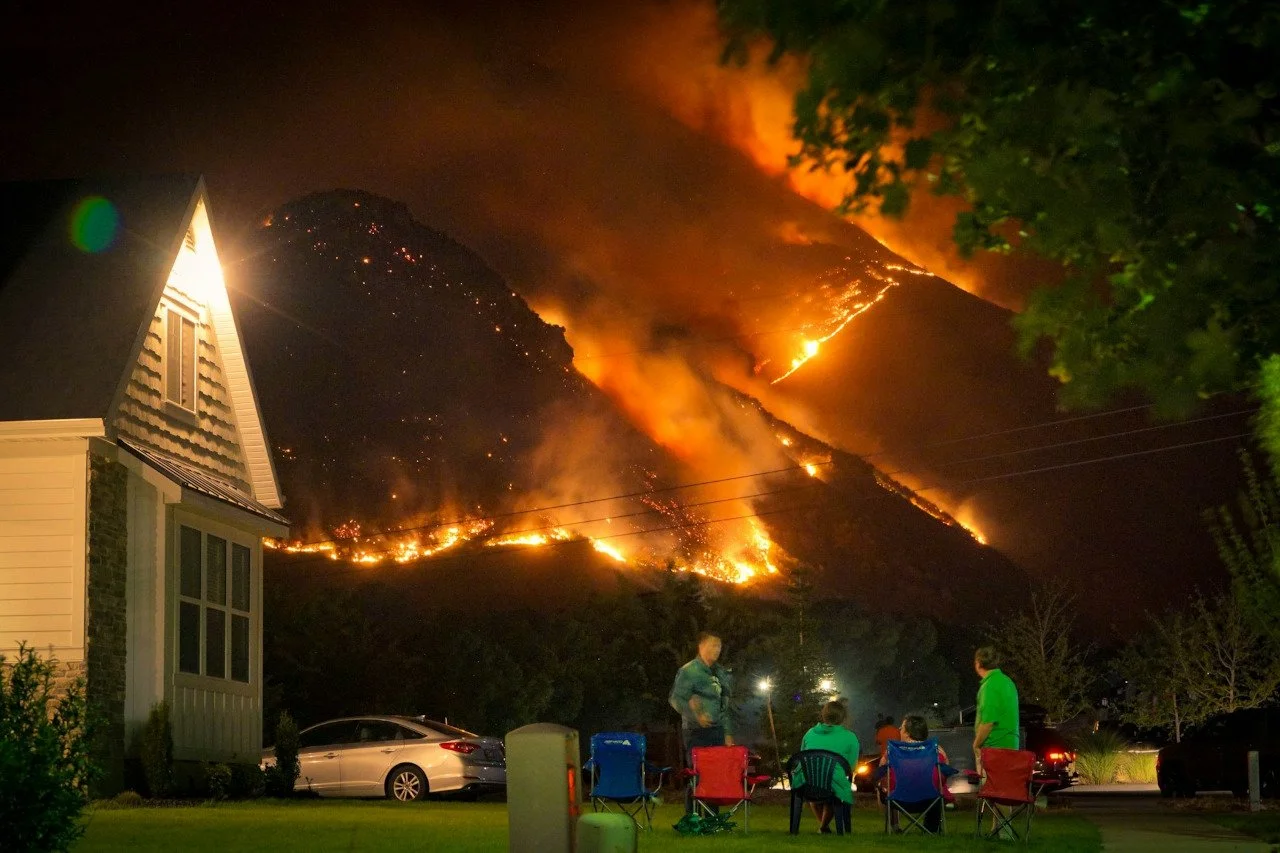 Emergency Evacuation Planning: How to Choose the Right Country and Prepare a Go-Bag