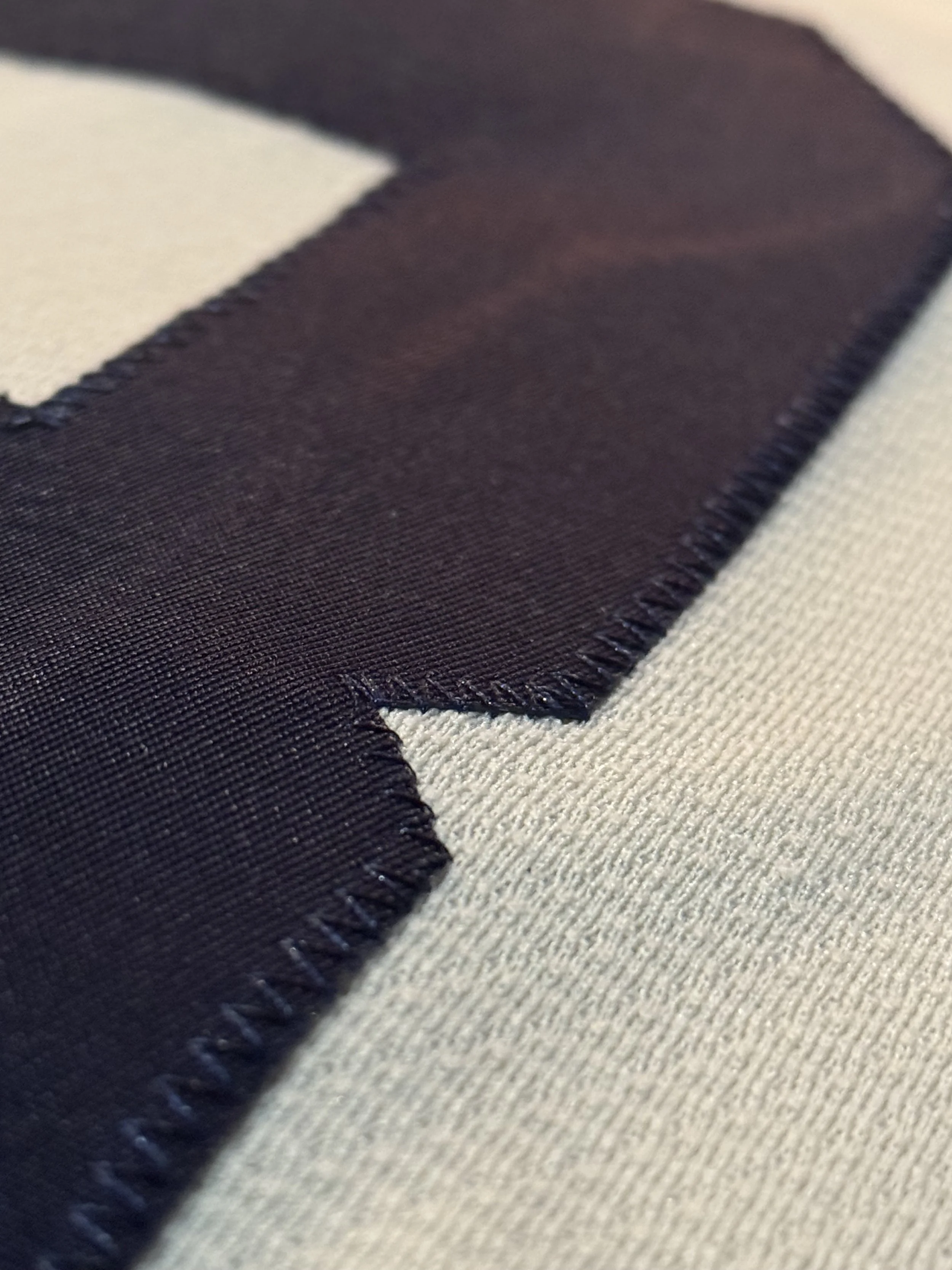 Single-Layer Stitched Twill