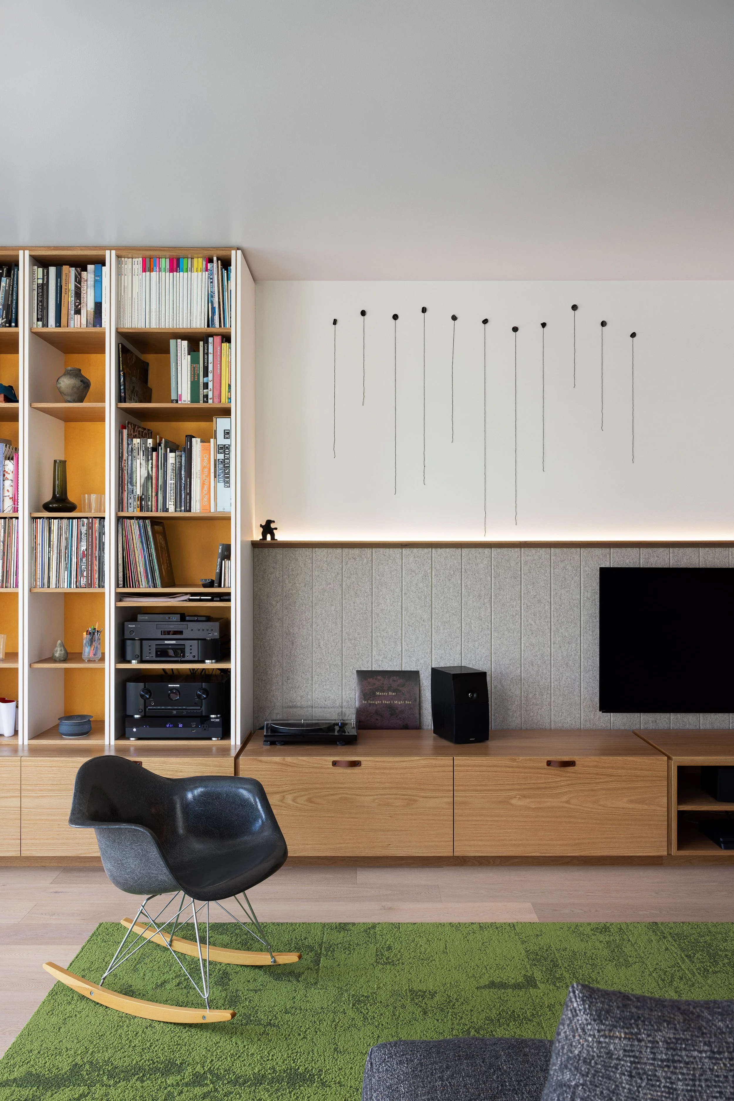 1267 Main St Internet.jpg