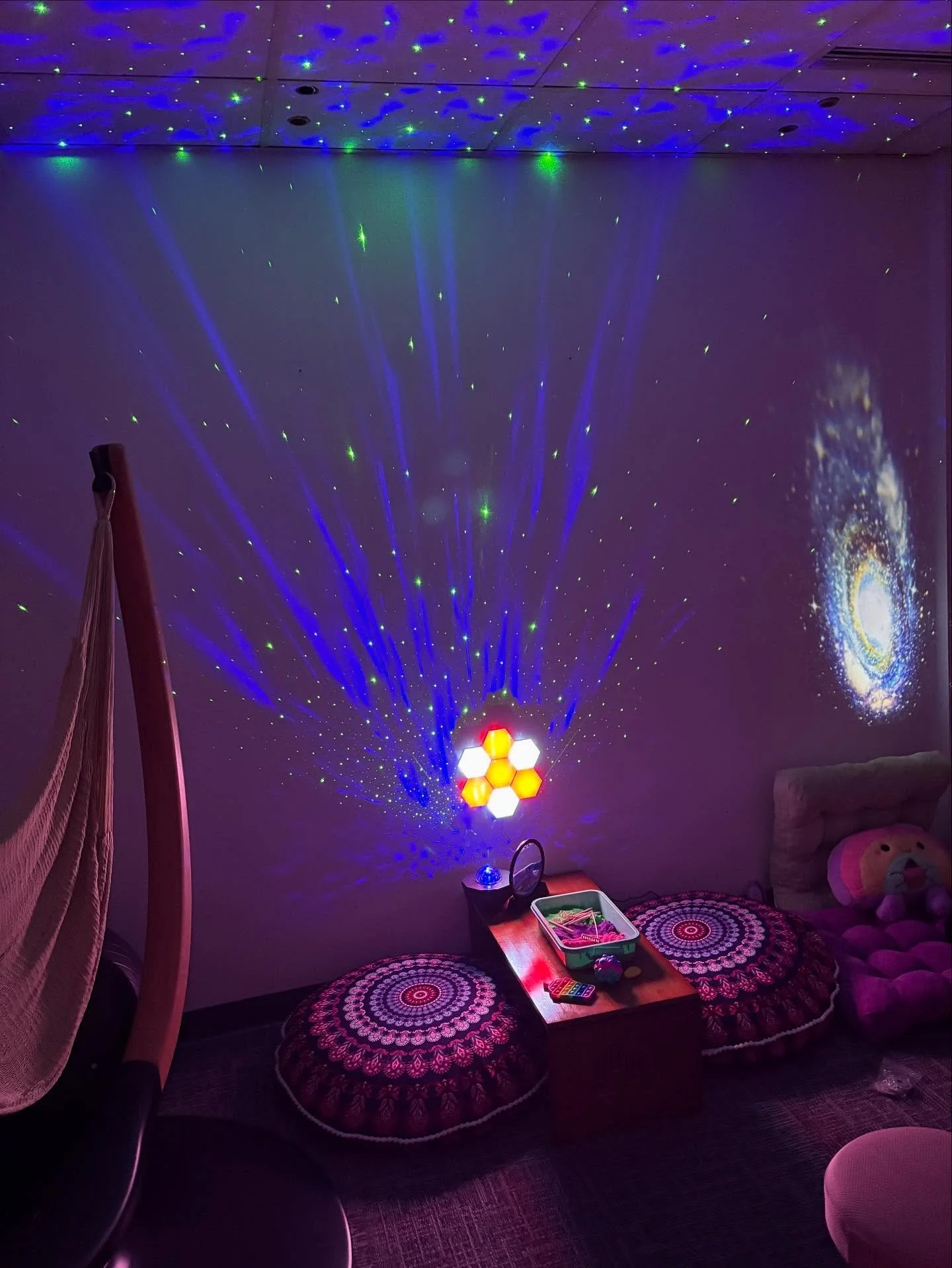 Check out some of these cool spaces in our Inver Grove Heights office! We had a lot of fun setting these spaces up and a special little one got to test it all out. She approved. 

We are hiring therapists at our Inver Grove Heights location who want 