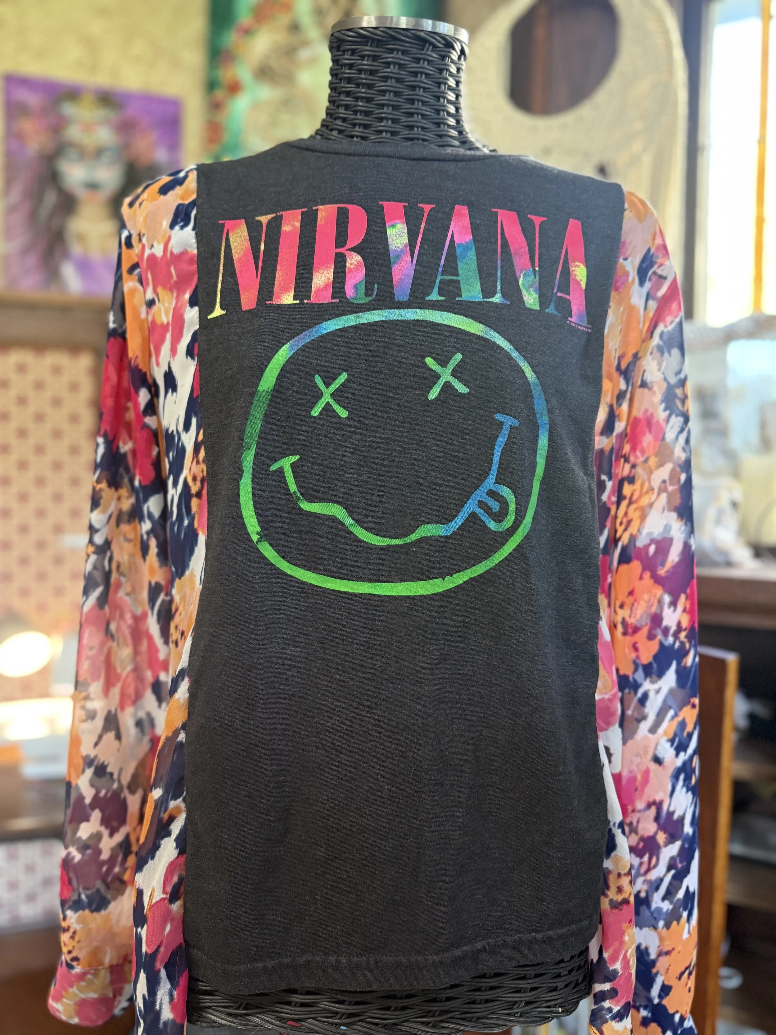 Nirvana Retro Rainbow Top - Sz SM