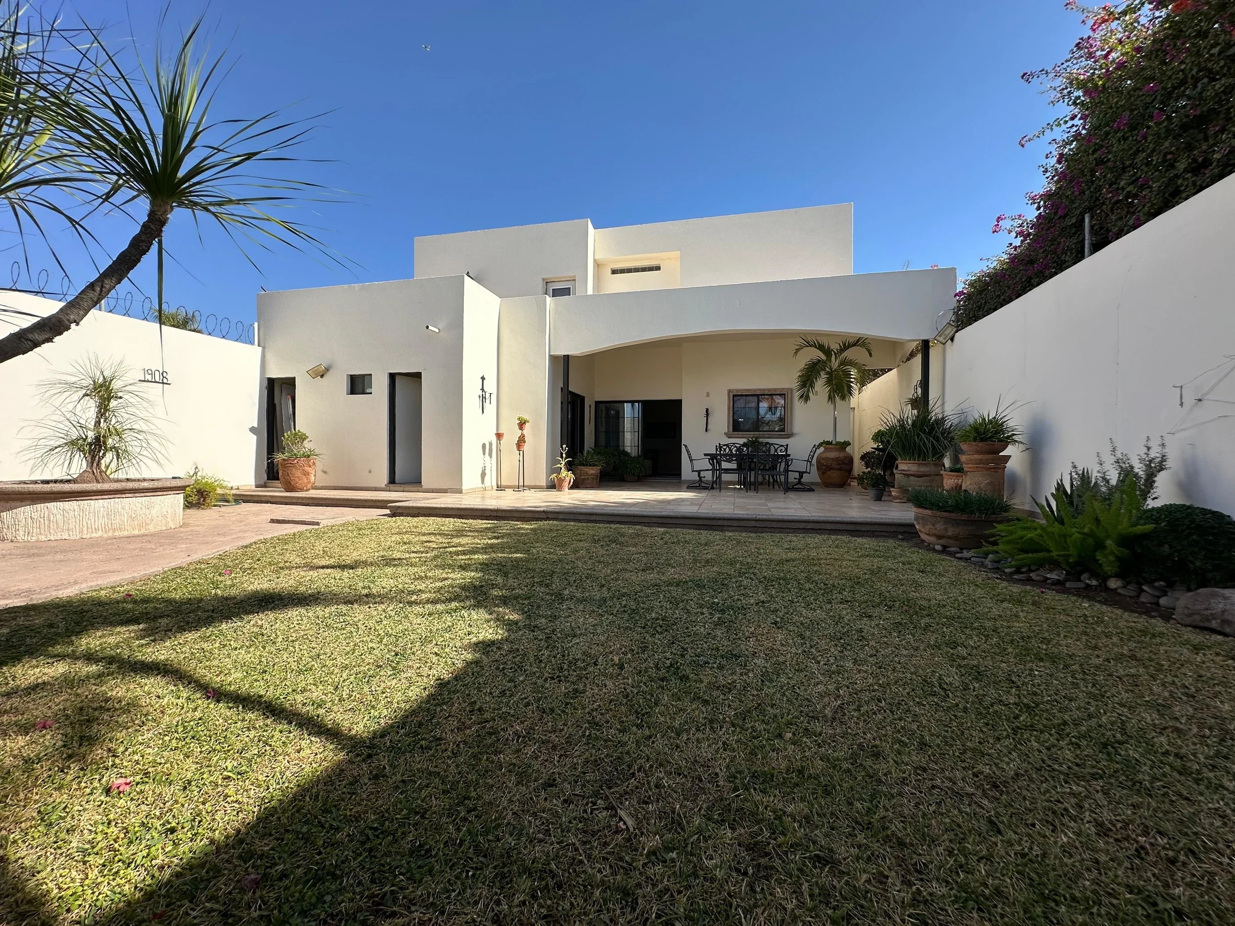 WhatsApp Image 2024-12-26 at 1.33.35 PM (2).jpeg