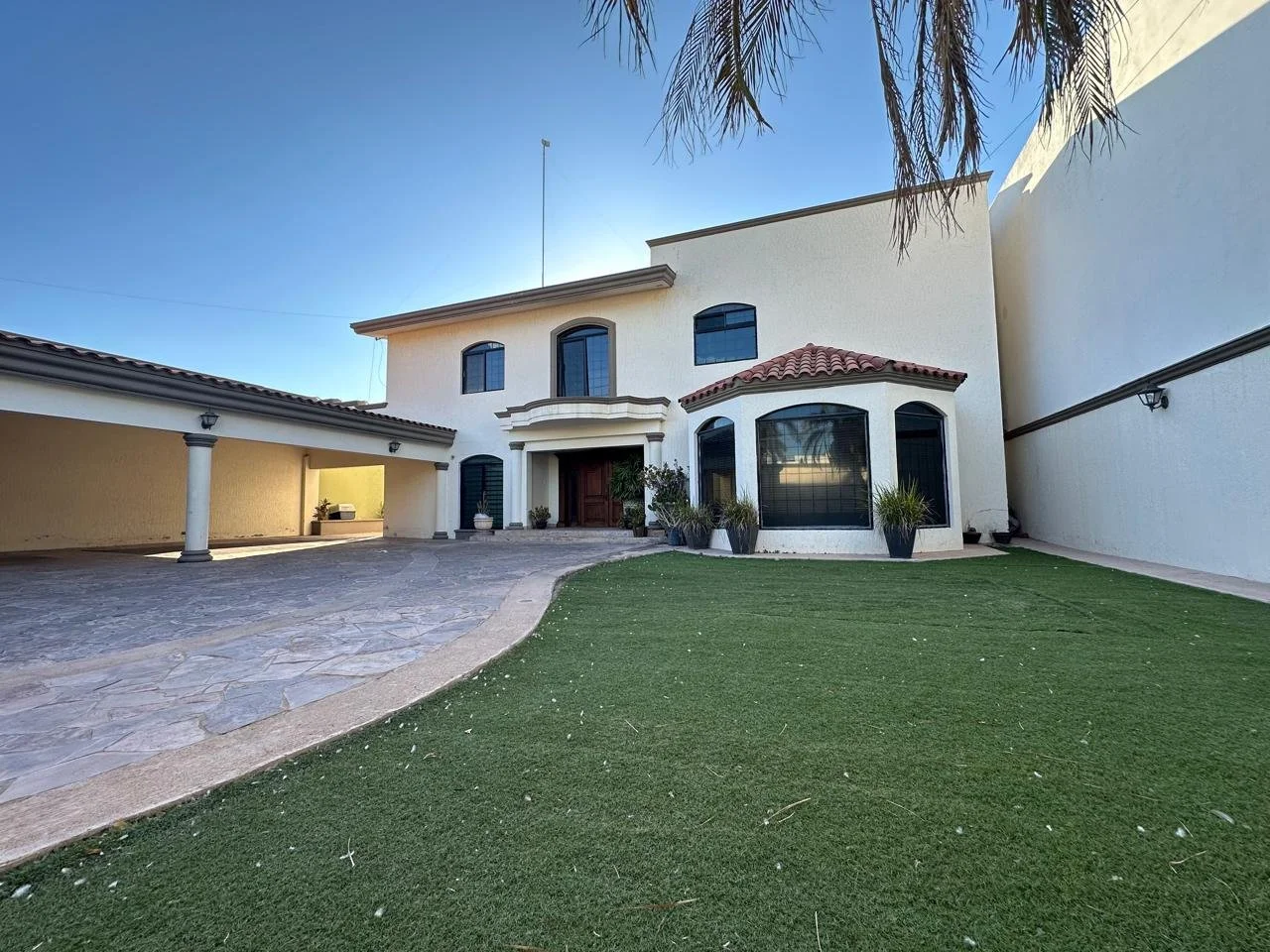 WhatsApp Image 2024-10-28 at 10.57.42 AM (1).jpeg