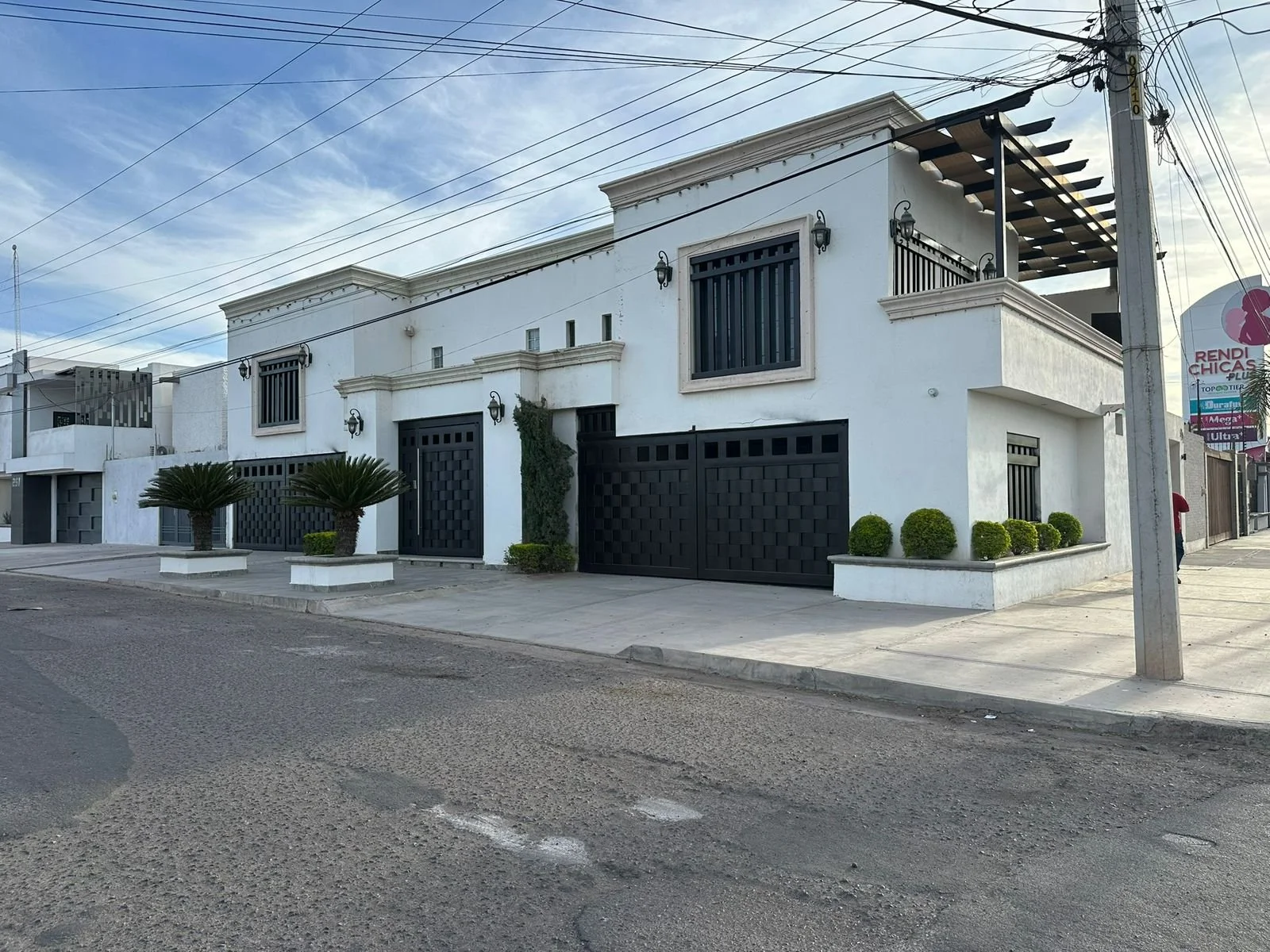 WhatsApp Image 2025-11-18 at 1.40.28 PM (7).jpeg