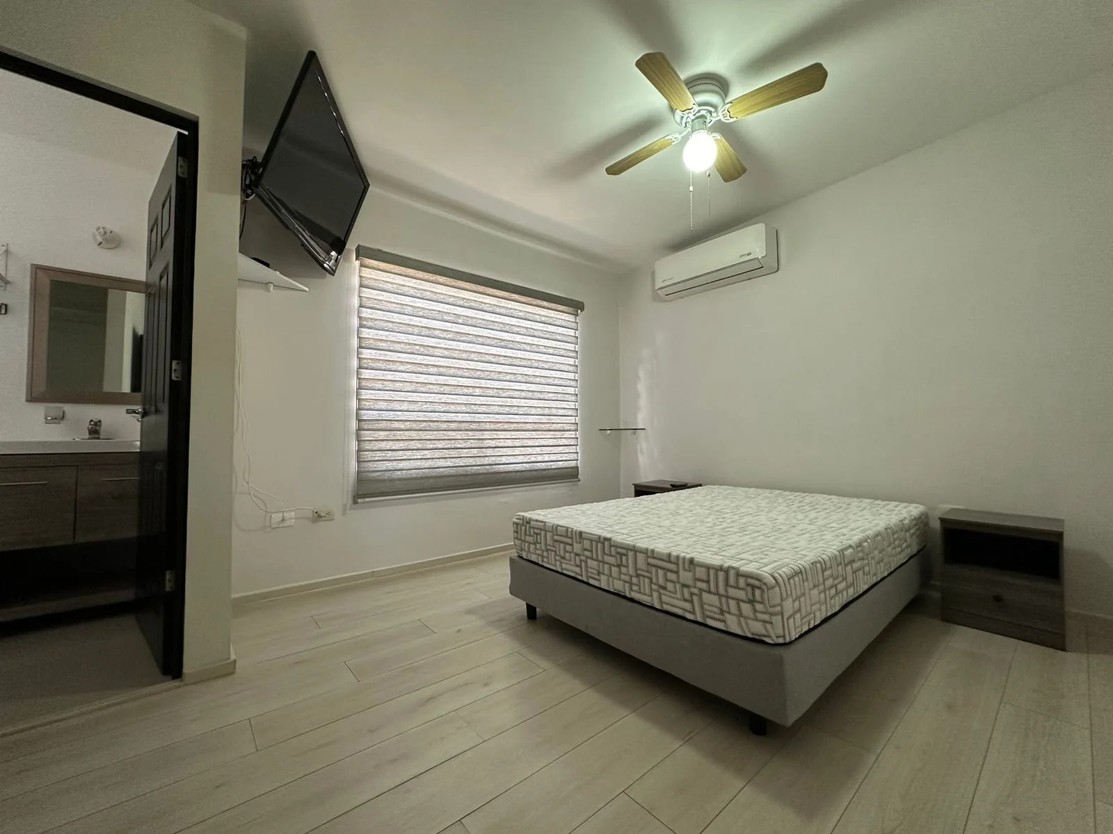 WhatsApp Image 2024-07-24 at 10.58.01 AM (1).jpeg