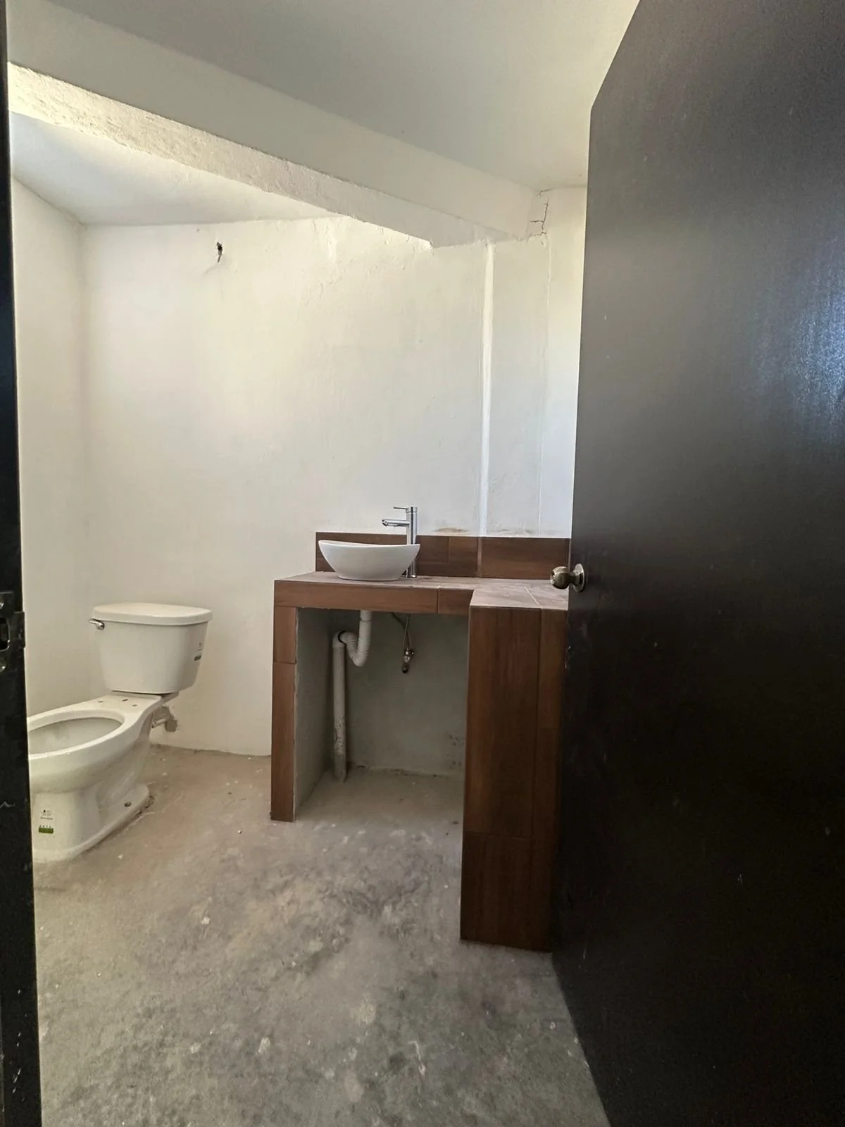 WhatsApp Image 2025-01-27 at 11.03.35 AM.jpeg