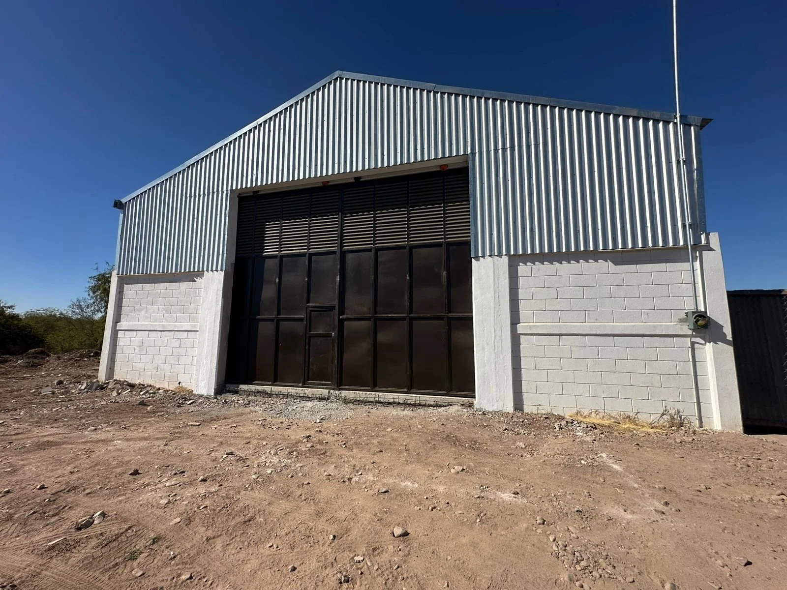 Bodega En Renta - Calle California al Norte - Ciudad Obregón