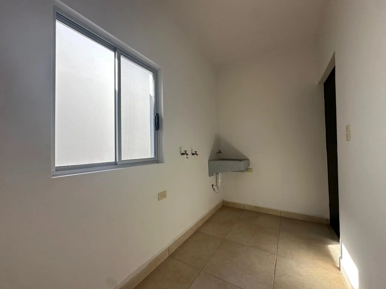 WhatsApp Image 2025-12-05 at 12.22.07 PM (5).jpeg