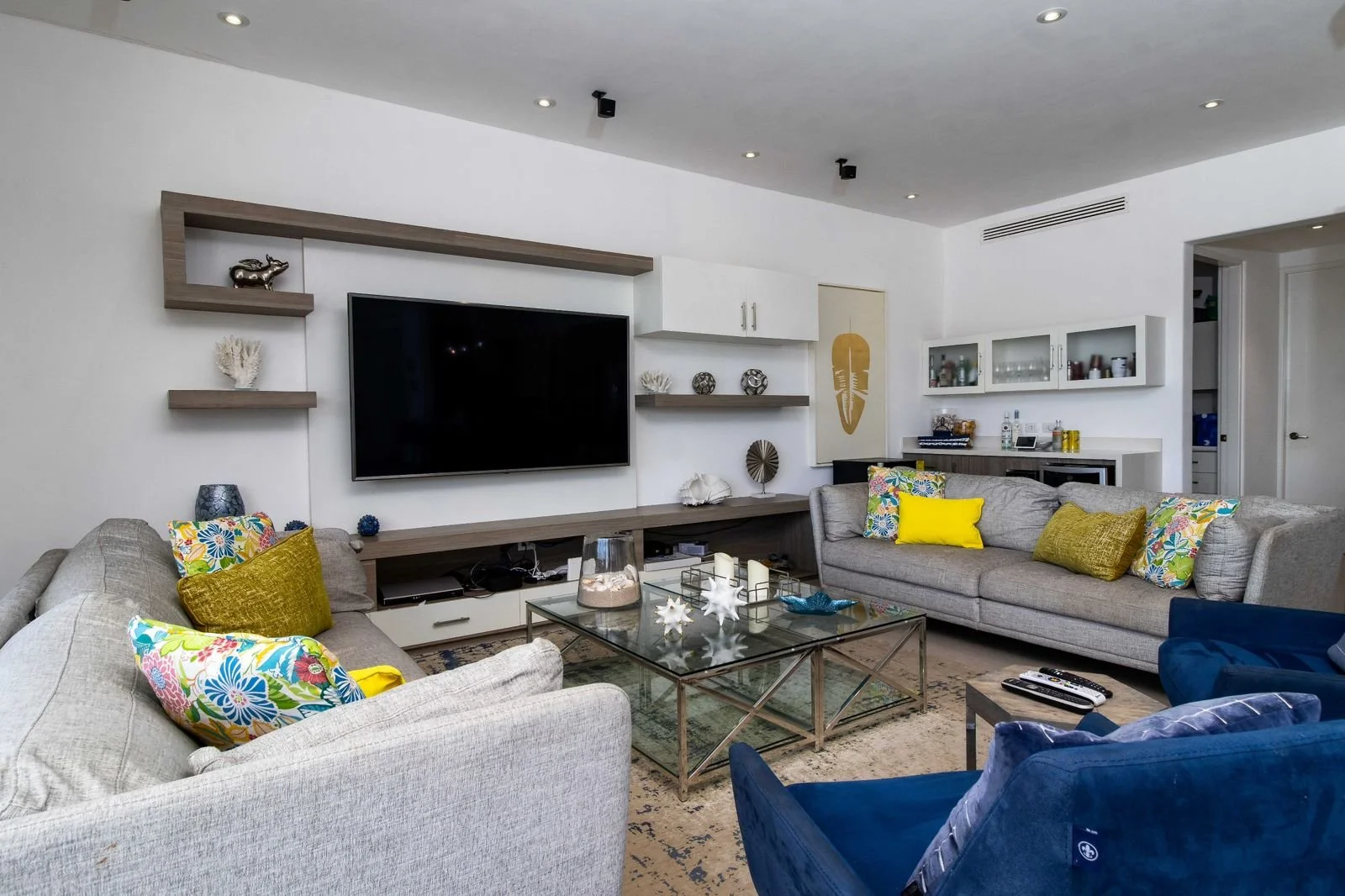 WhatsApp Image 2024-10-25 at 11.20.34 AM.jpeg