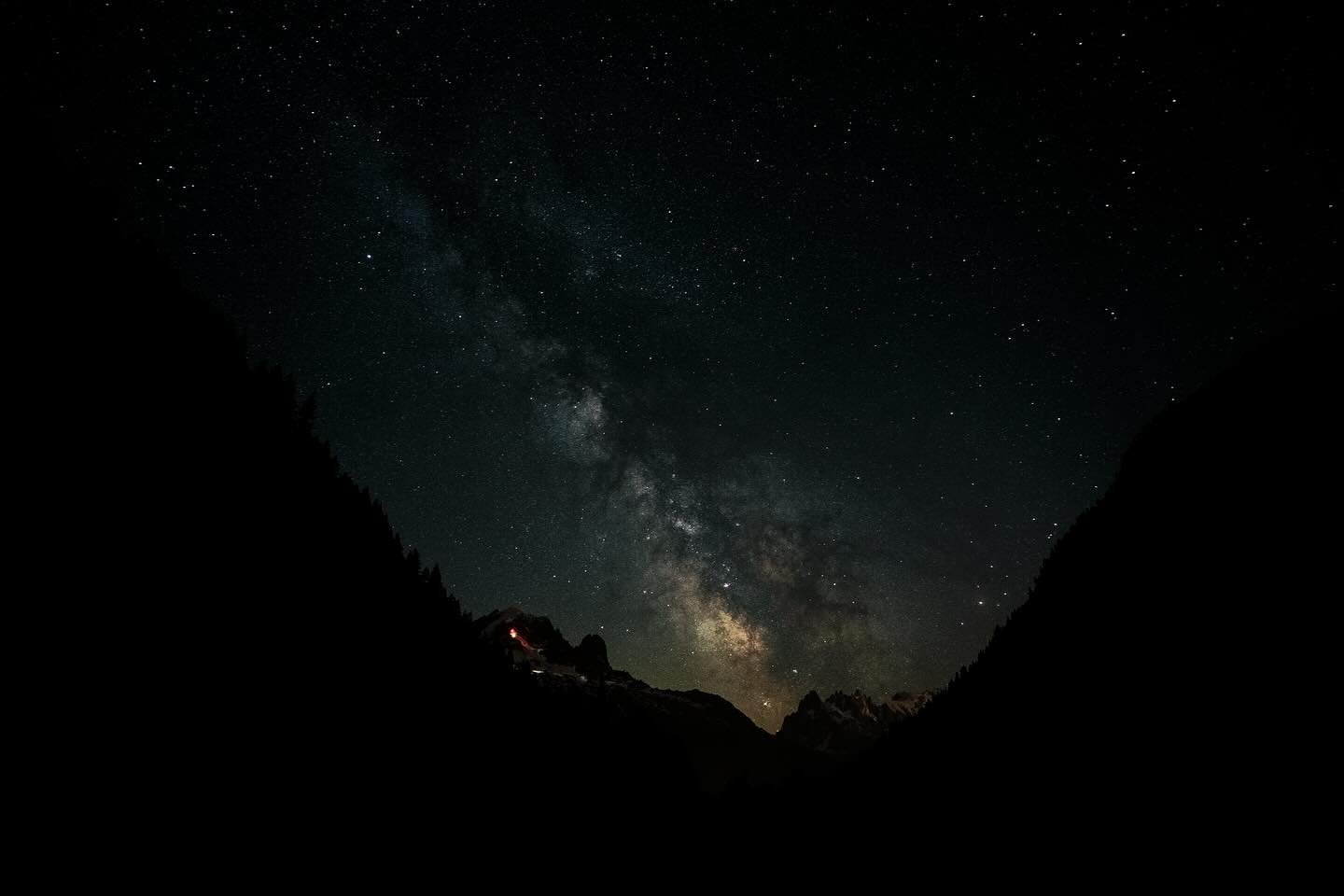 Got a ton of photos from France coming, but I figured I&rsquo;d start it off with a bang. 

This was one of our last nights of the trip, but turned out to be one of my favorite moments. I somehow convinced @morgansierje to drive out to the middle of 