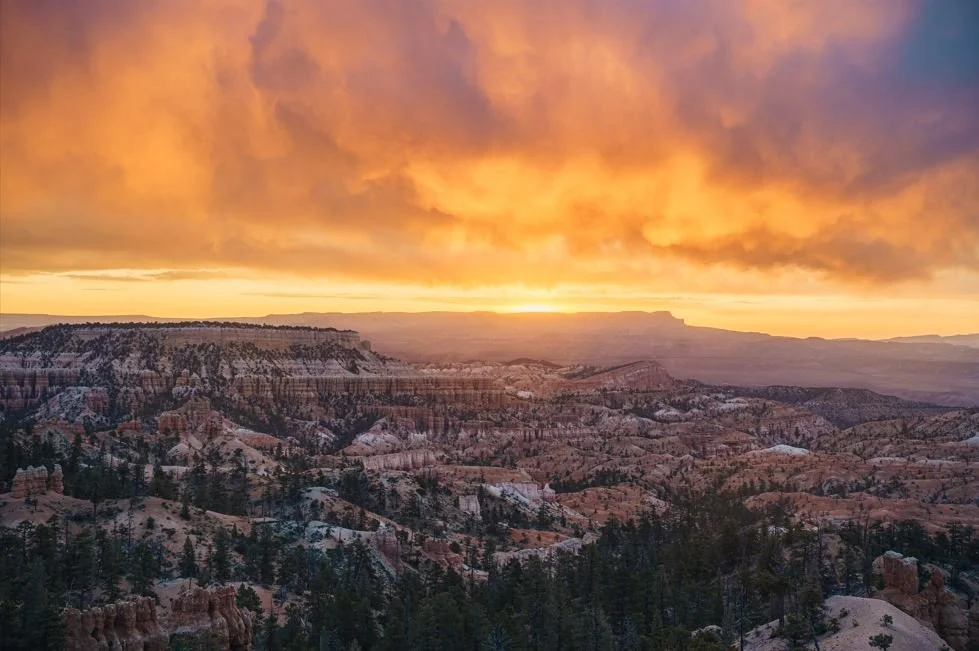 Sunrise over Bryce Canyon
