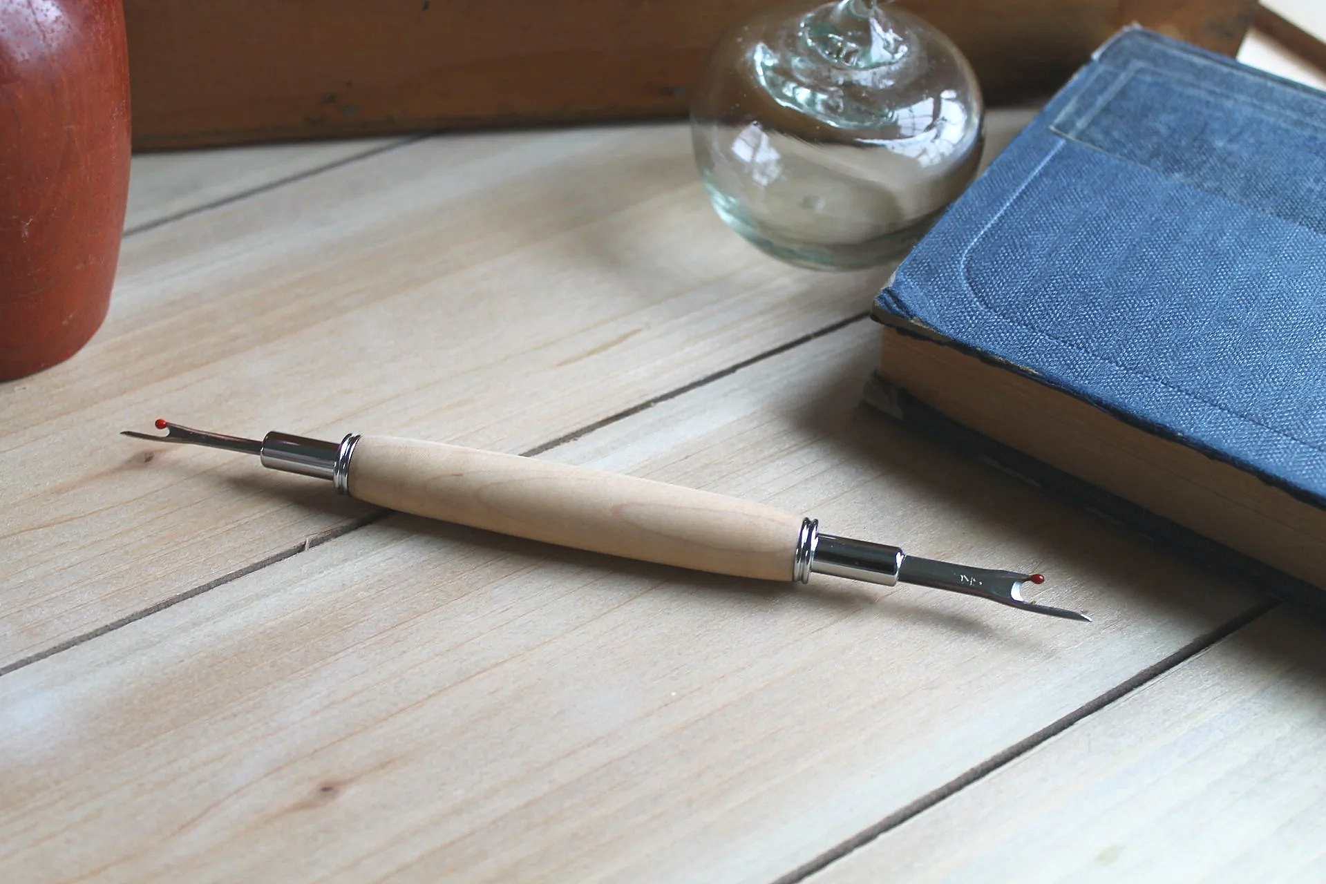Maple with Silver-D Seam Ripper