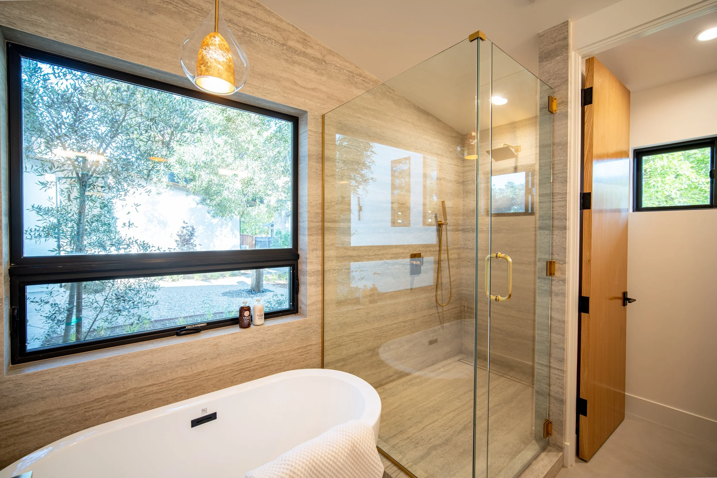 Primary bath with freestanding tub