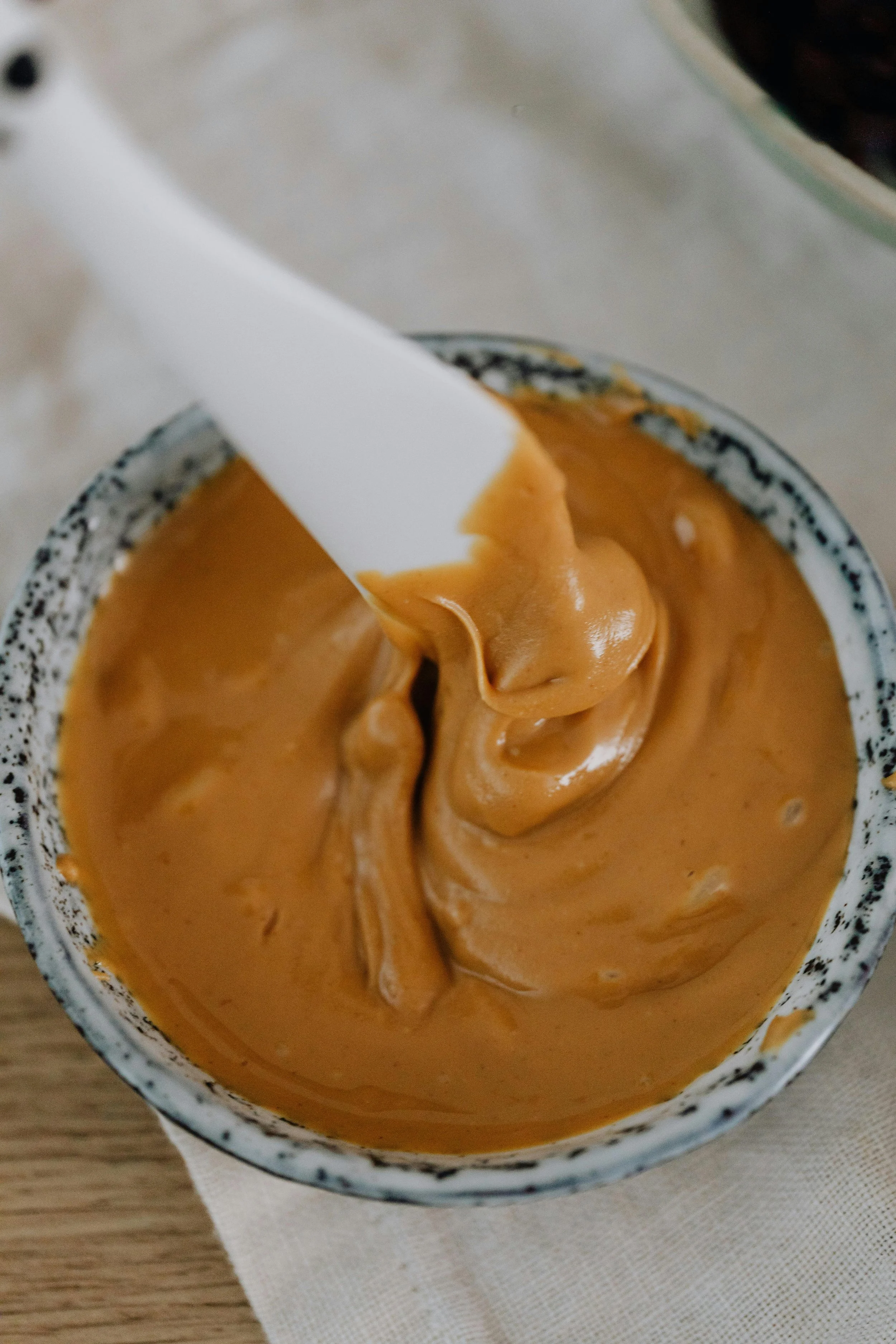 Choose Peanut Butter with high protein and healthy ingredients