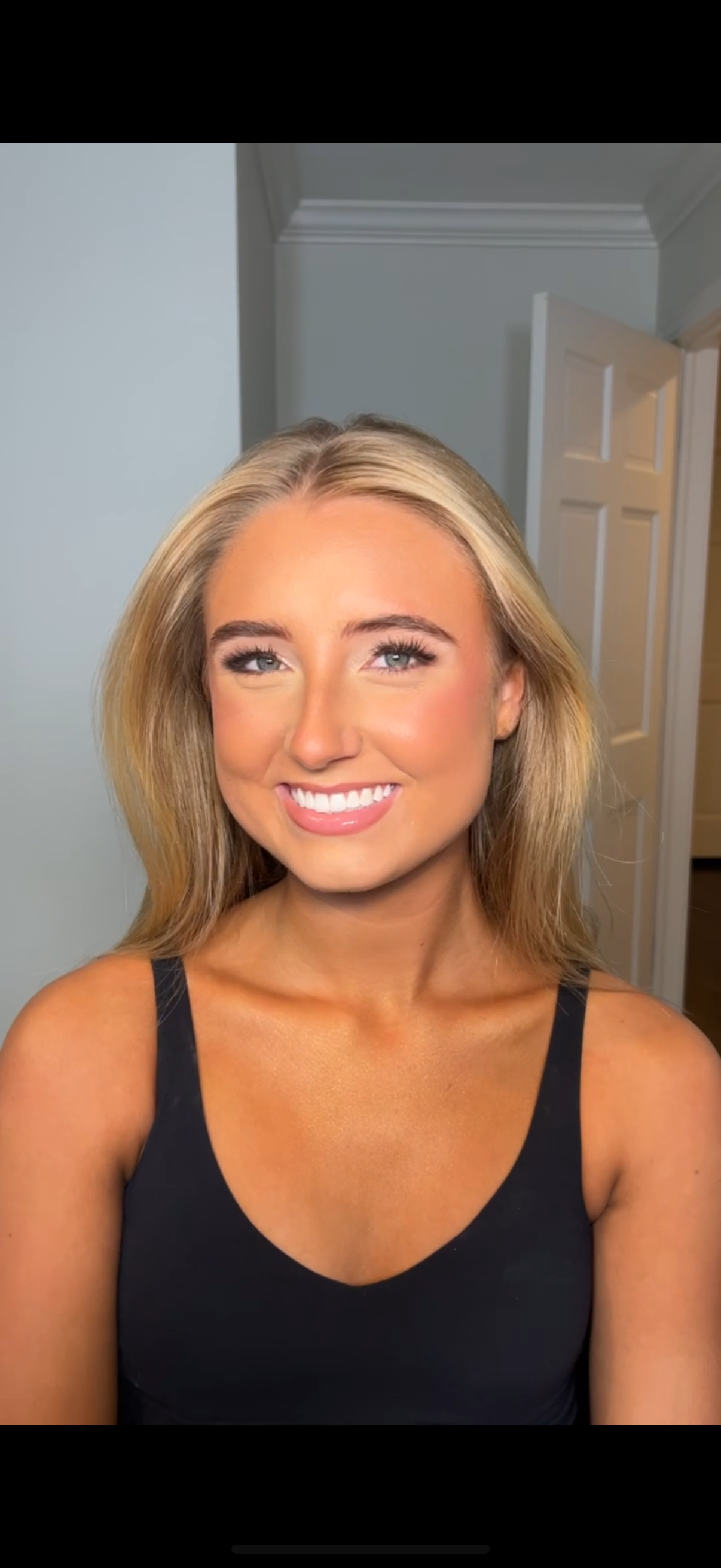 Classic clean girl makeup with luminous foundation, feathered brows, and understated elegance – Golden Girls Glam, bridal beauty expert