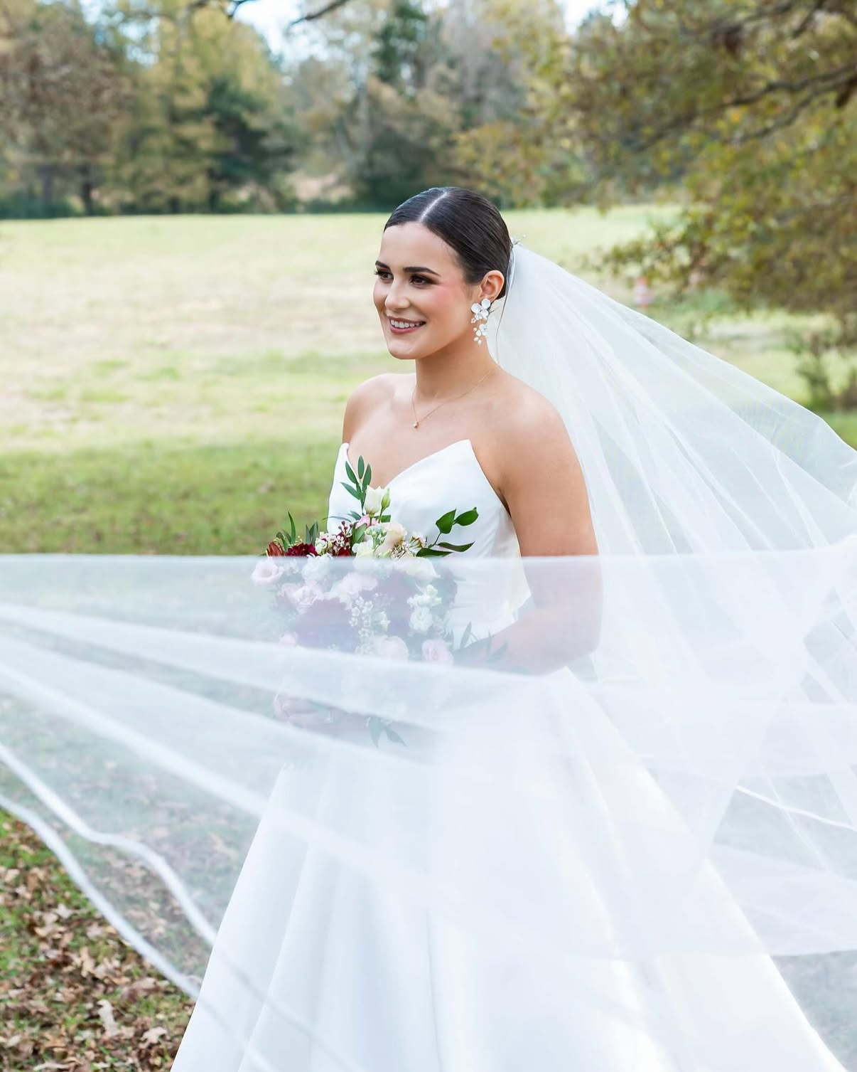 Classic full glam bridal look with airbrush foundation, bold brows, and radiant glow – Golden Girls Glam, on-site wedding glam