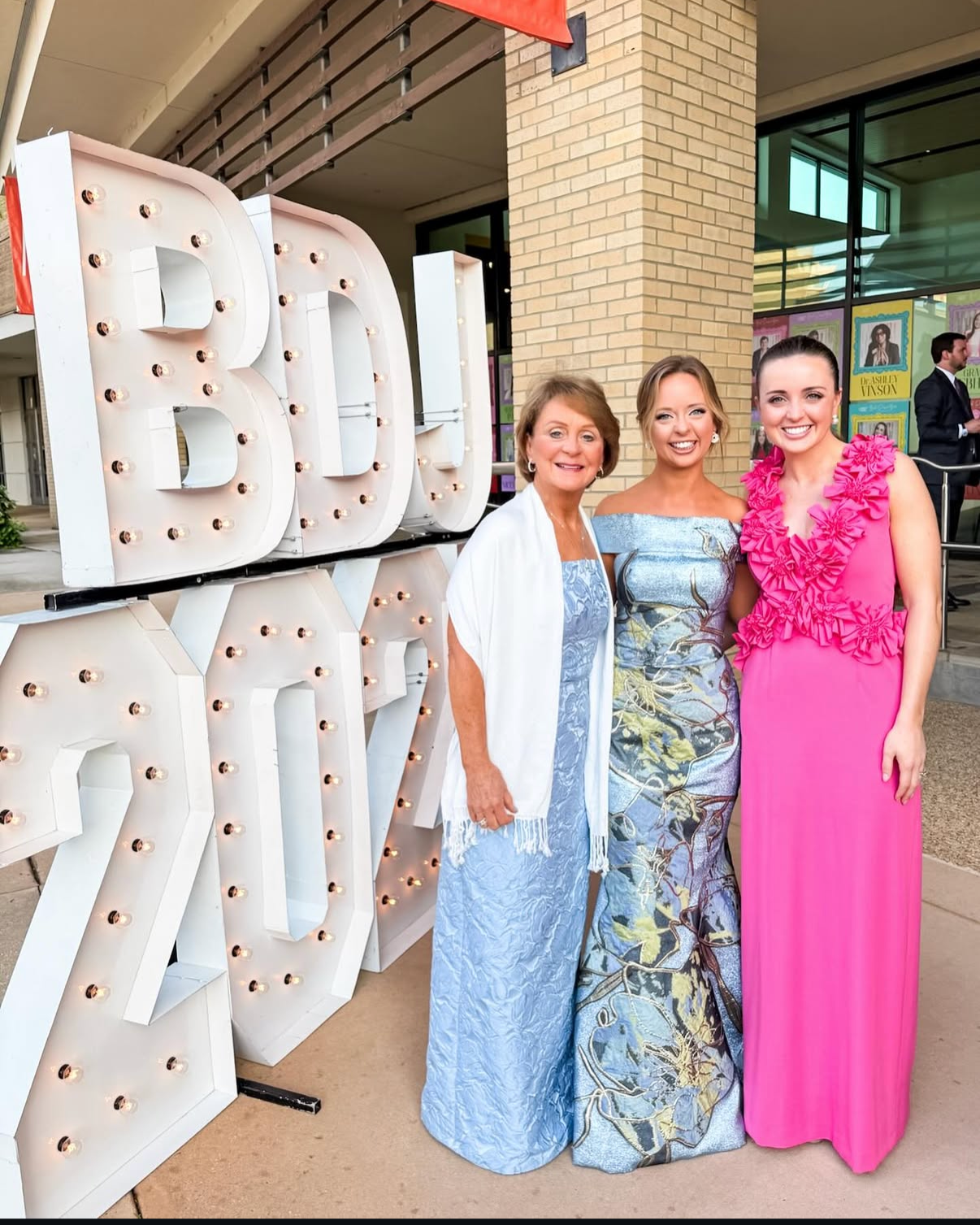 mississippi wedding beauty team with spray tan and bridal glam services