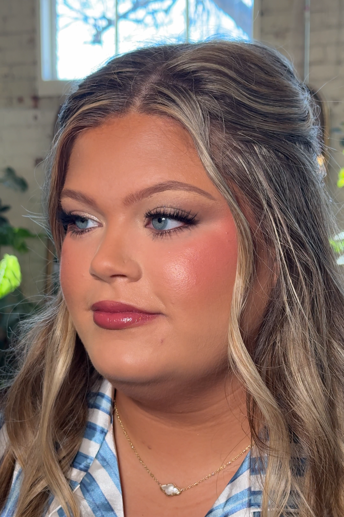 Beauty pageant makeup with long-wear foundation and glam finish in mississippi