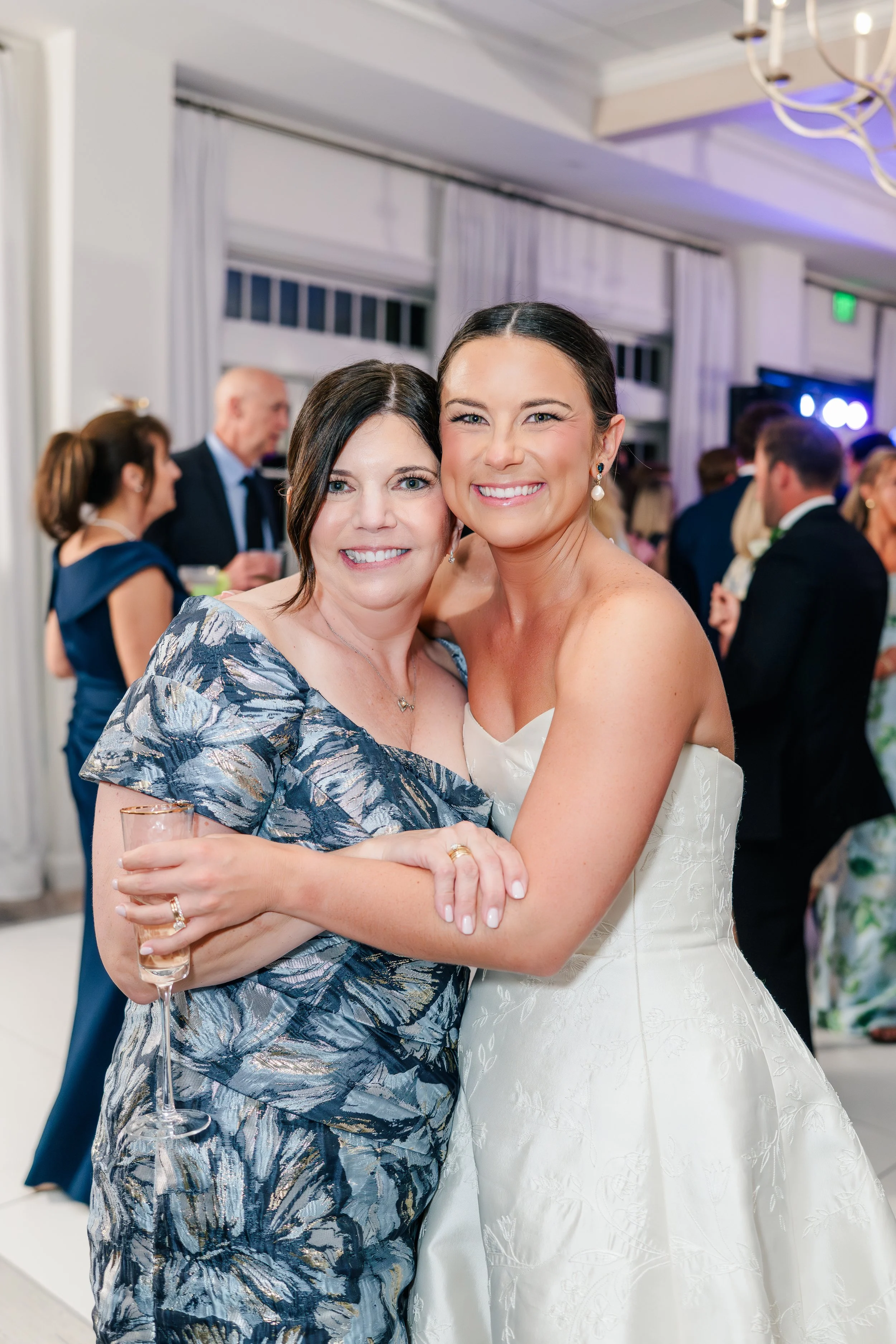 Mississippi bridal glam team specializing in luxury wedding beauty experiences