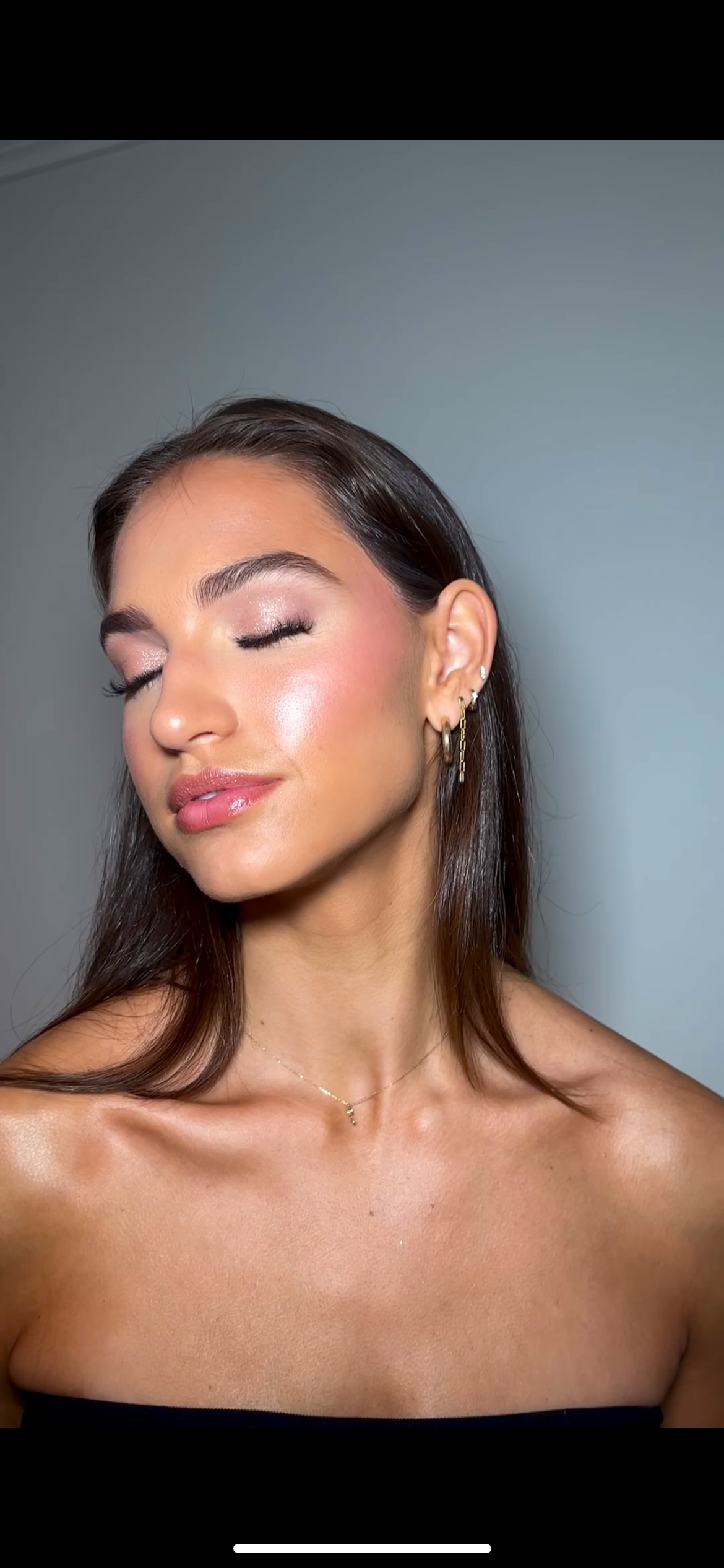 Clean girl bridal makeup with glowing skin, soft neutral tones, and effortless elegance – Golden Girls Glam, Mississippi wedding