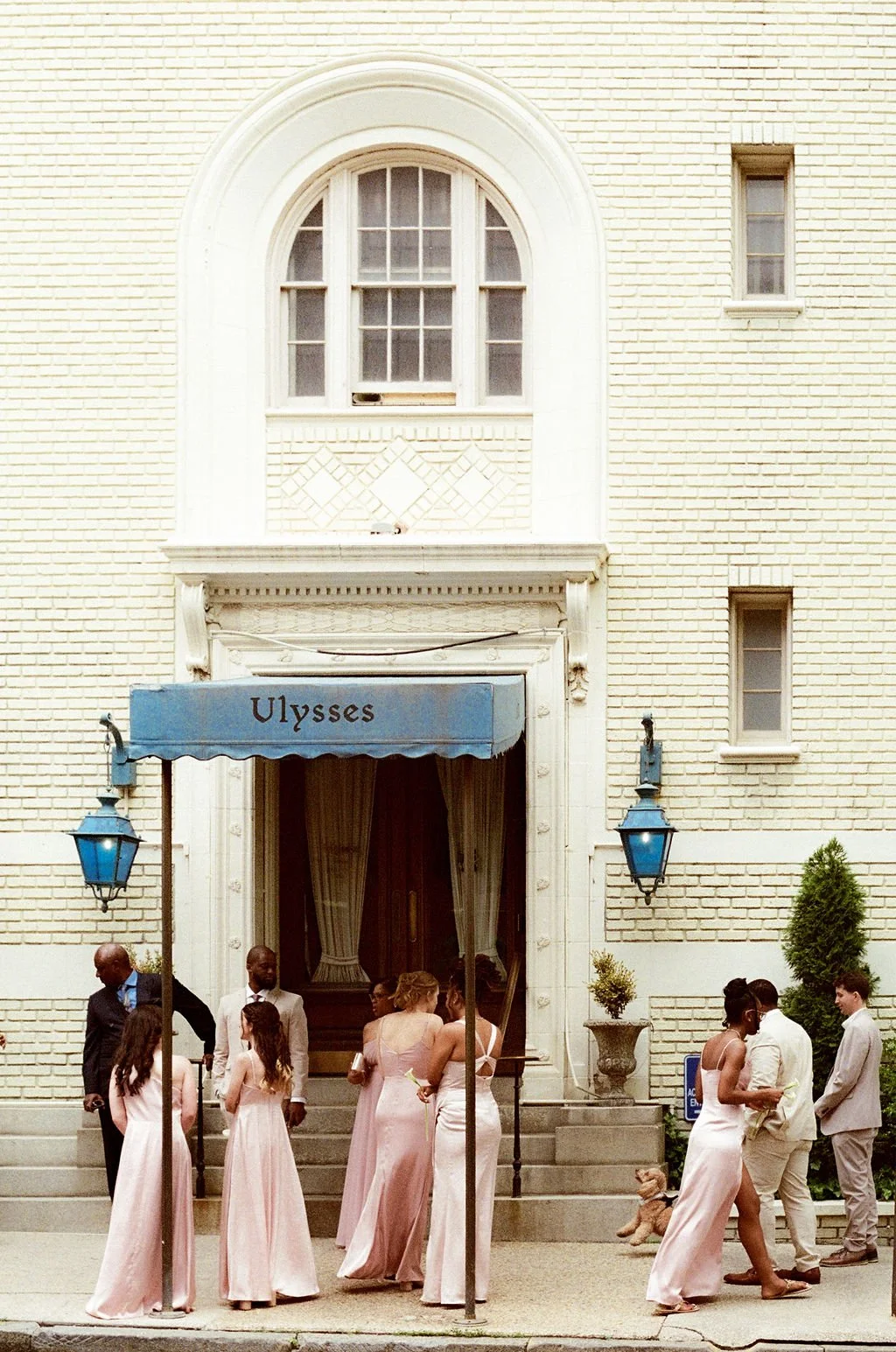 Documentary wedding photograph of a bridal party at a southern California wedding