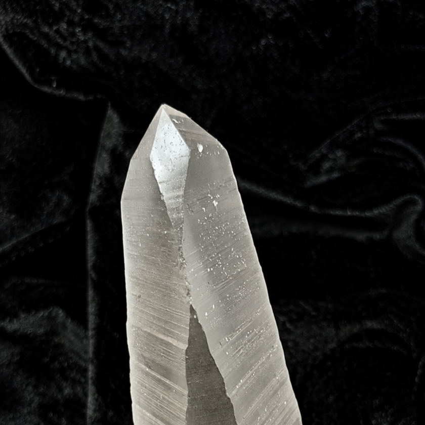 Lemurian_point_rocksity.png