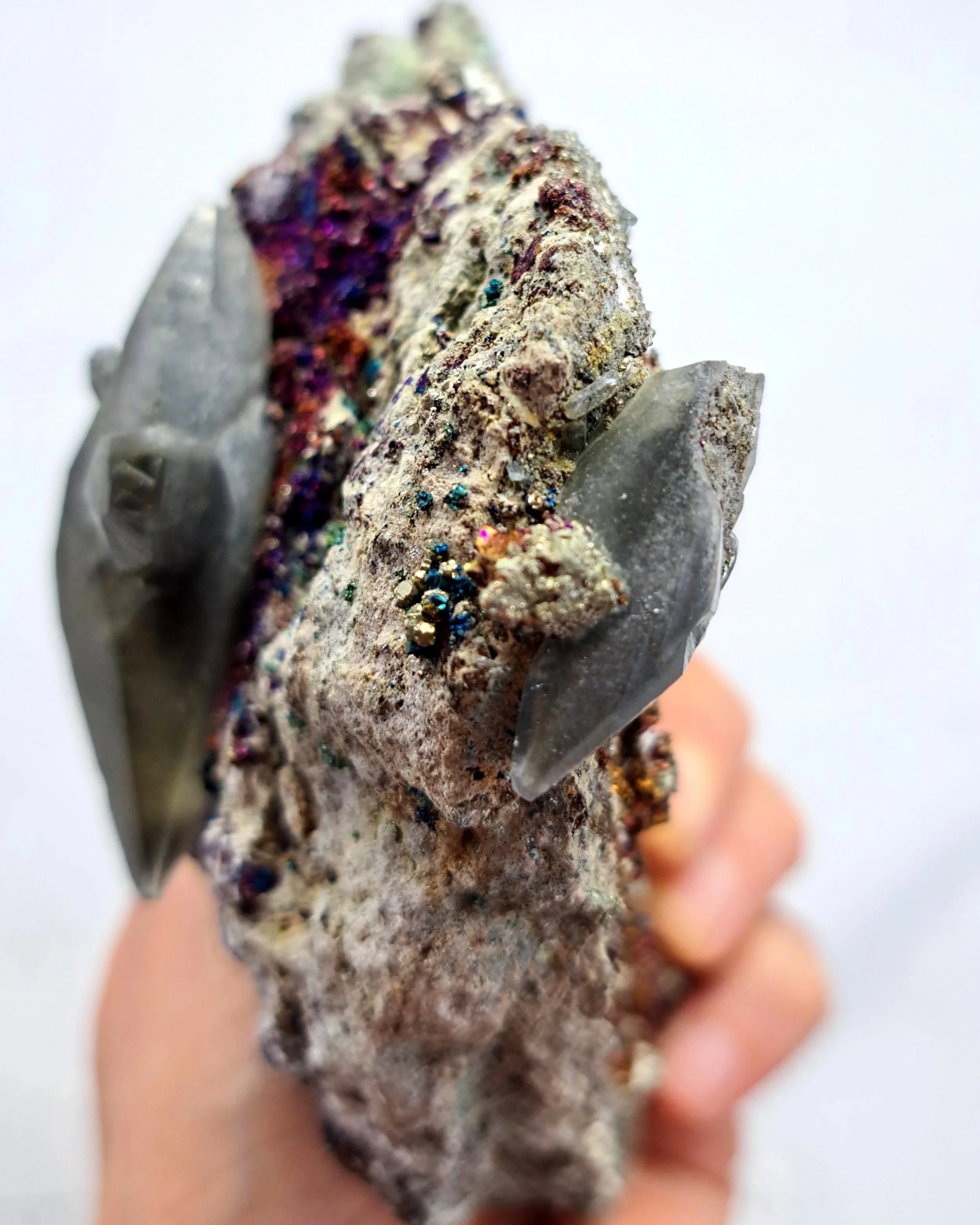 Calcite_chalcopyrite+%281%29.jpg
