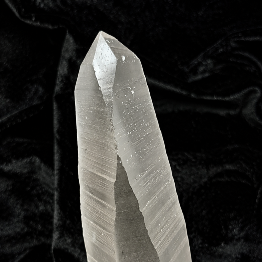 Lemurian_point_rocksity.png