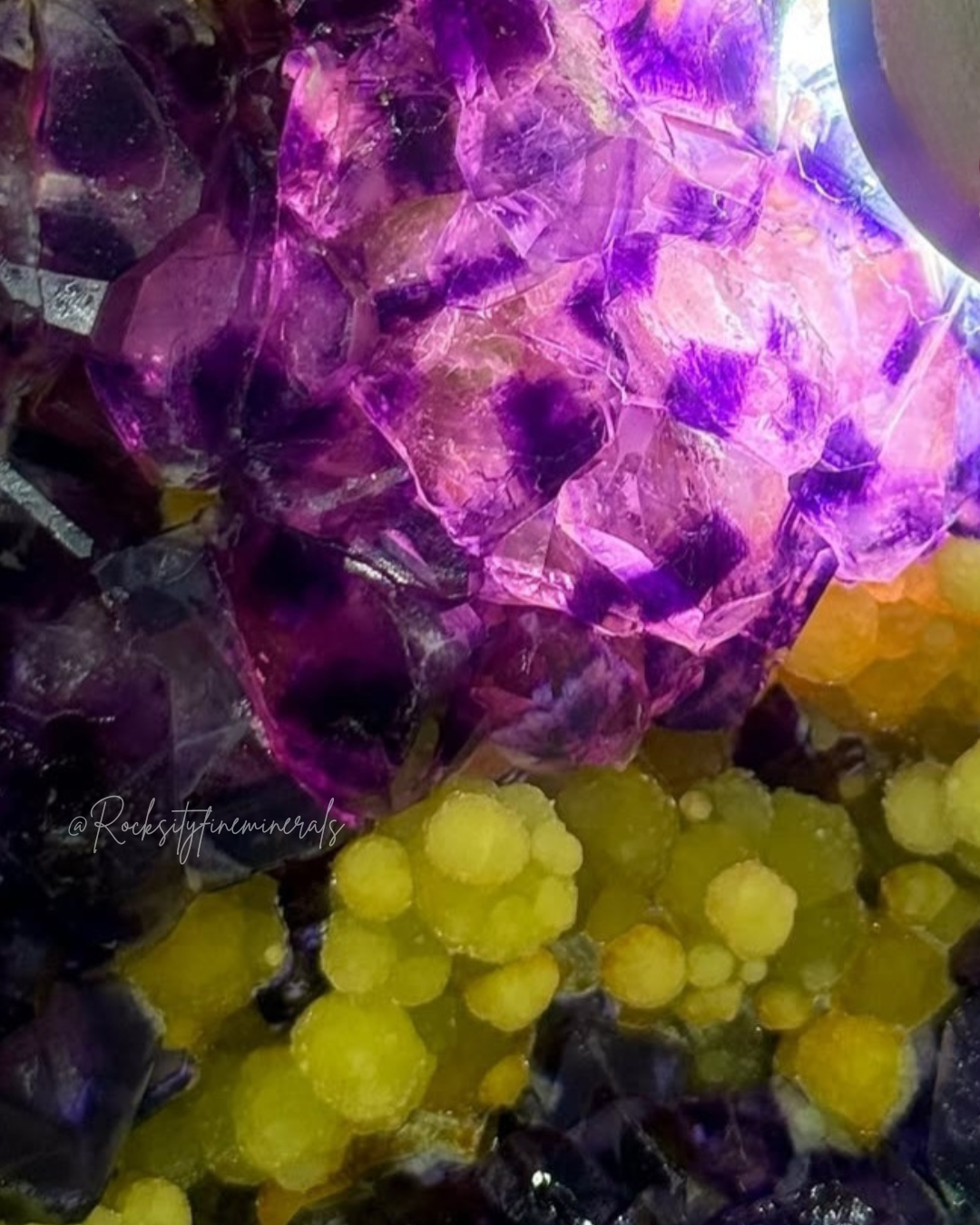 Rocksity shop closeup chifeng city fluorite.png