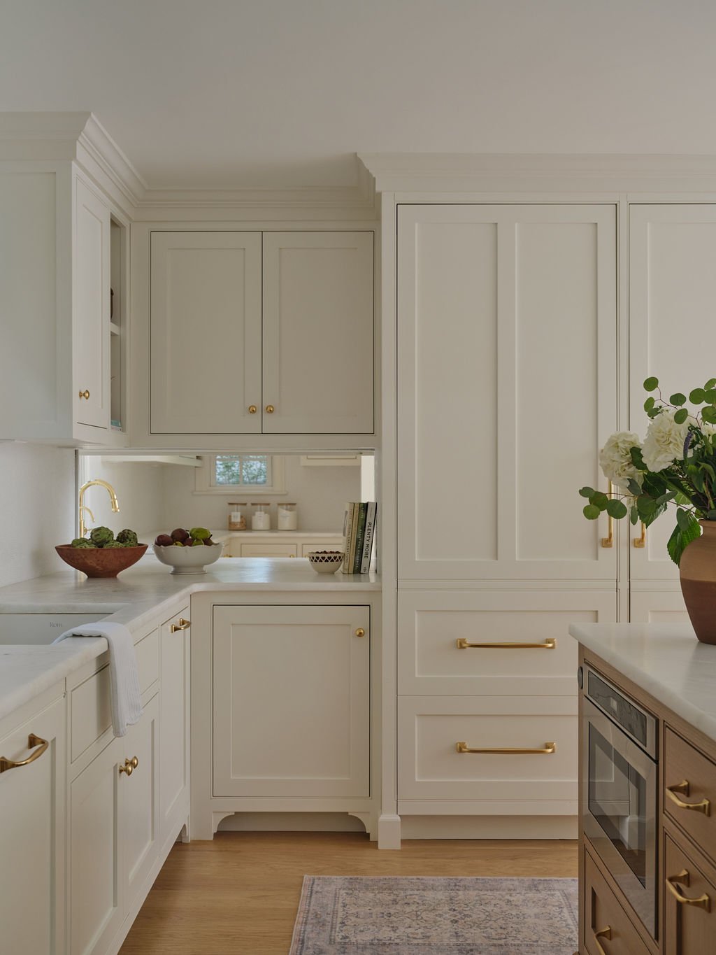 Kitchen with open passthrough.jpg