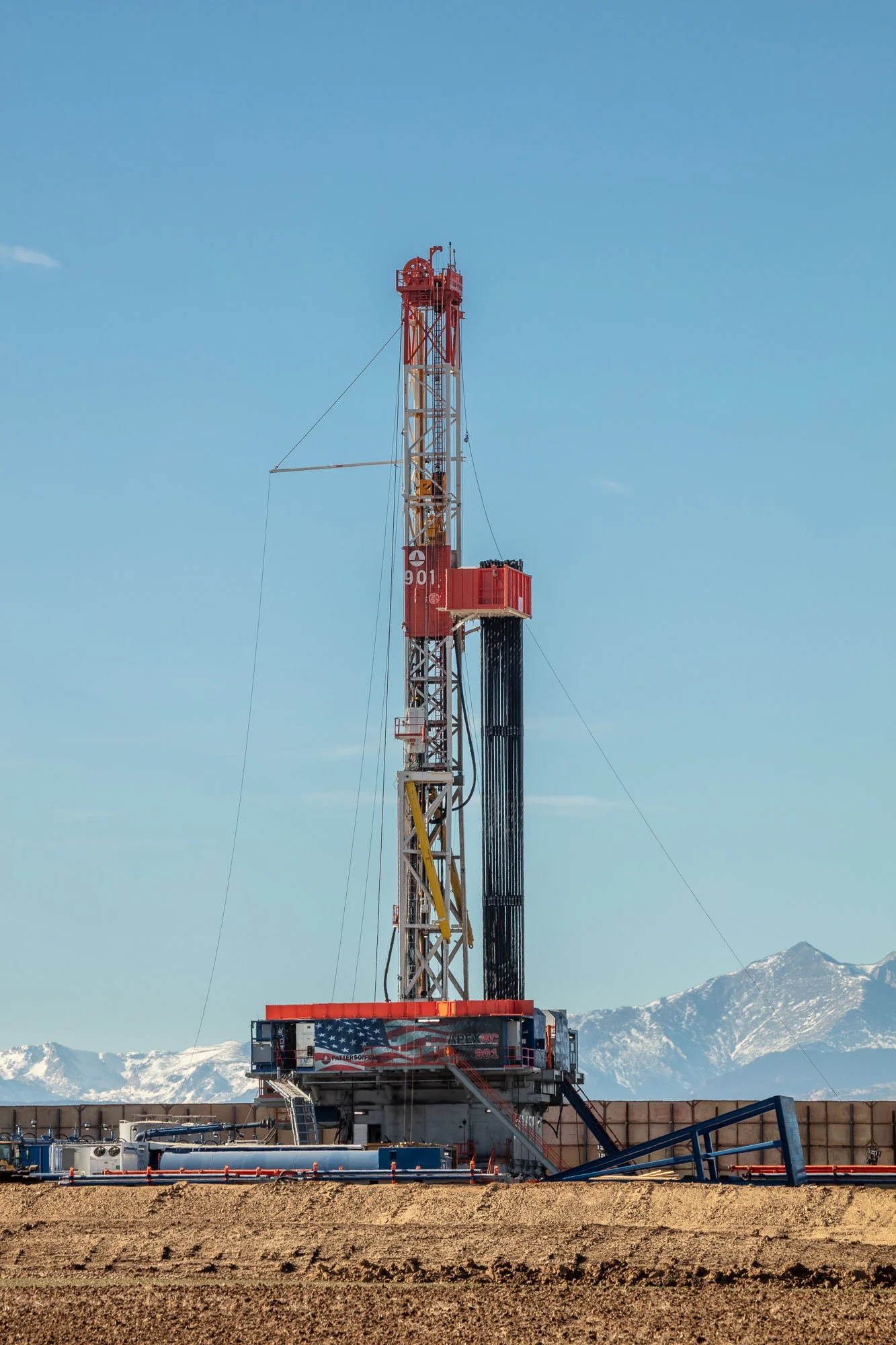 An oil and gas drilling rig near Johnston, Colorado.