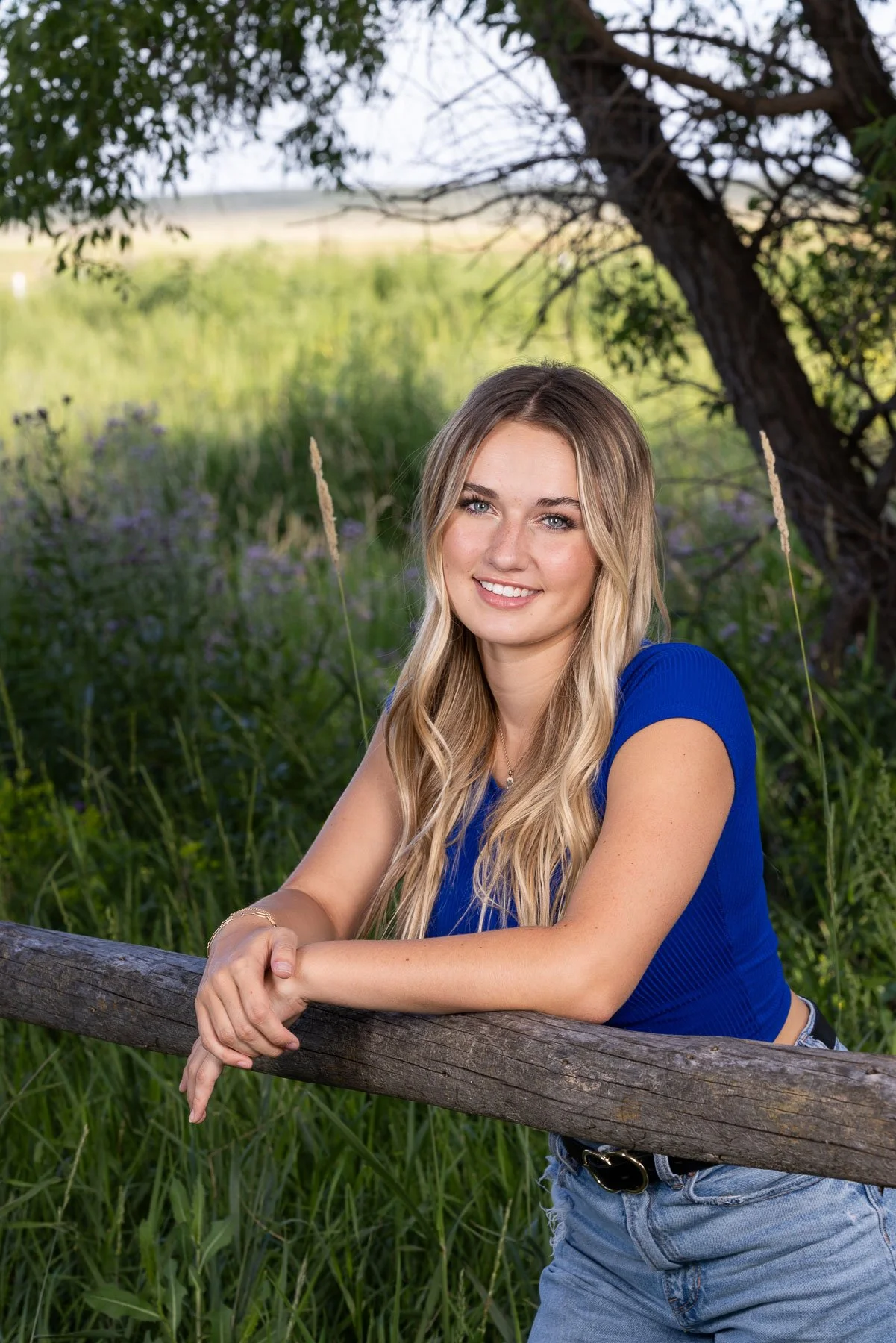 Senior portrait on location at the Wyoming Hereford Ranch in Cheyenne, Wyoming. 