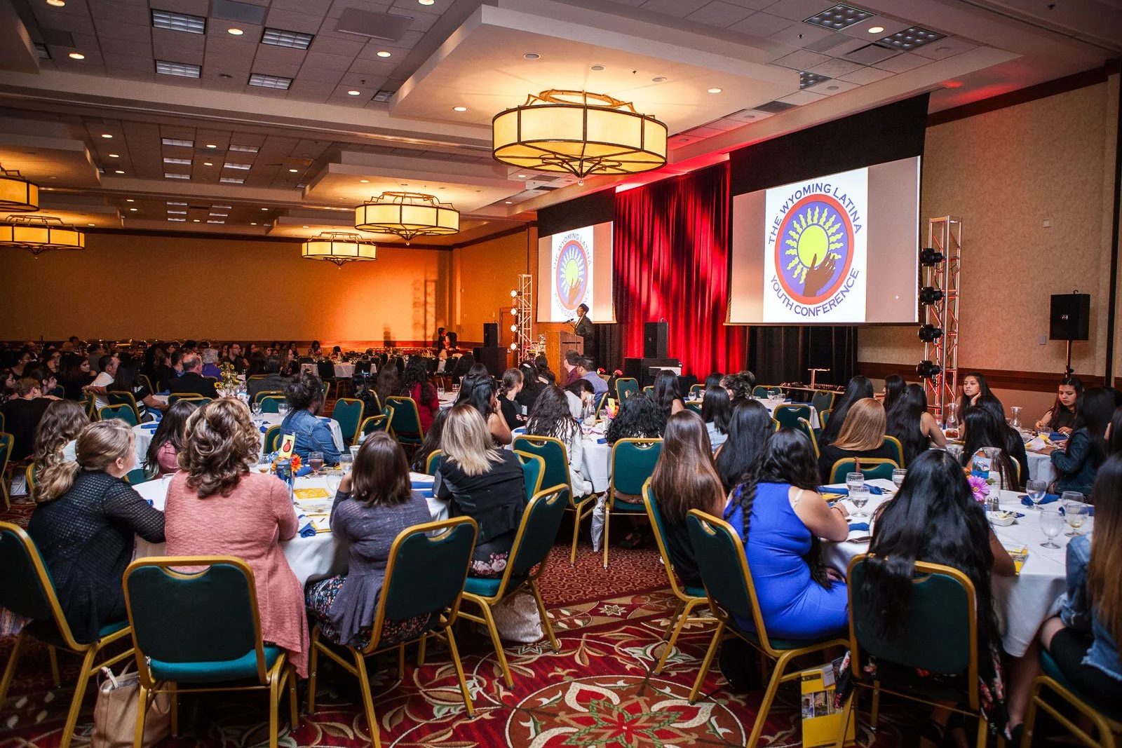 Laramie event photography, including banquets, conferences, and workshops. WLYC Banquet at the Wyoming Latina Youth Conference at the Hilton Garden Inn.