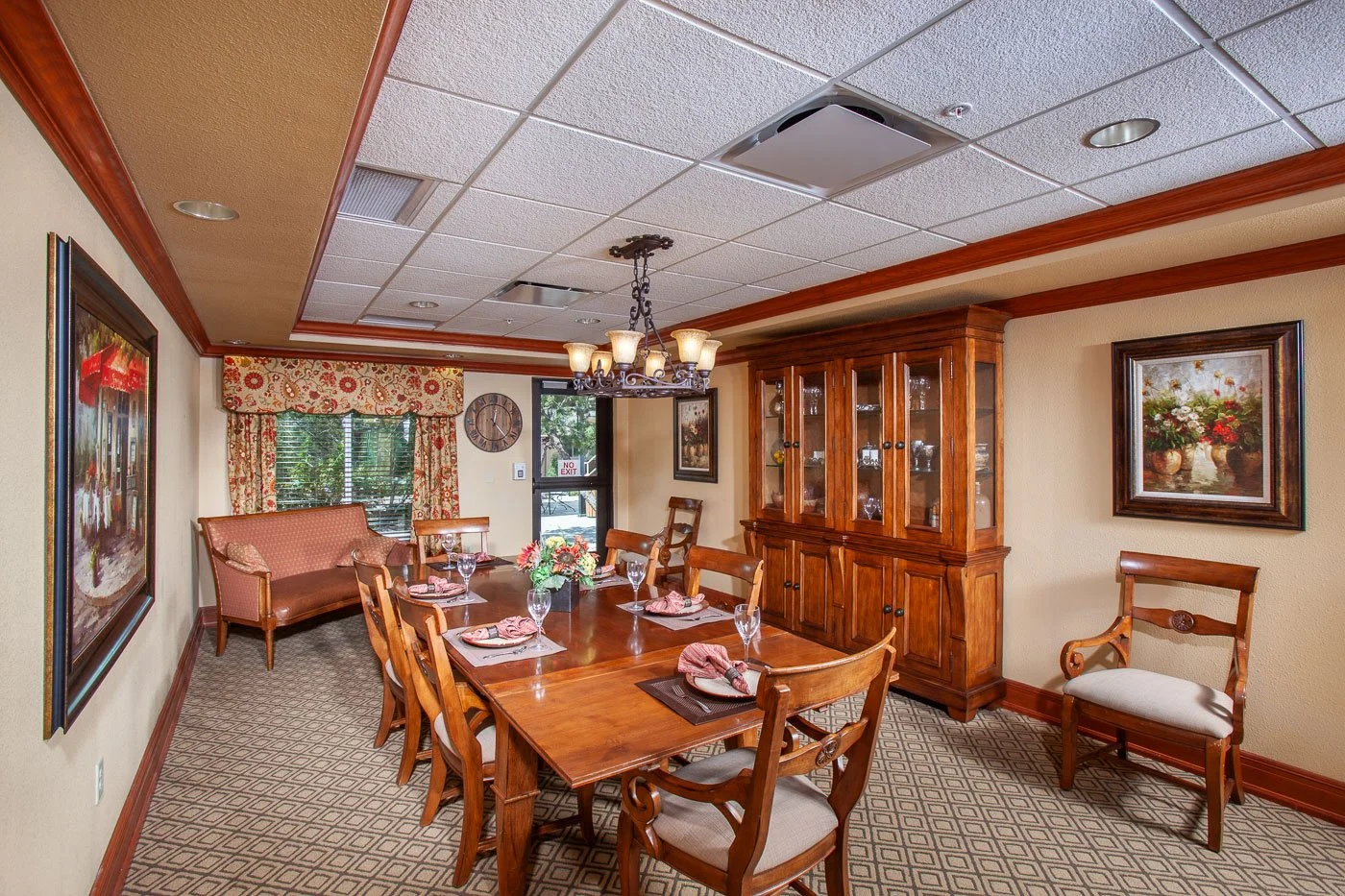 Senior Living Community marketing photography in including the private dining area, interior created for Life Care Center in Cheyenne, Wyoming.