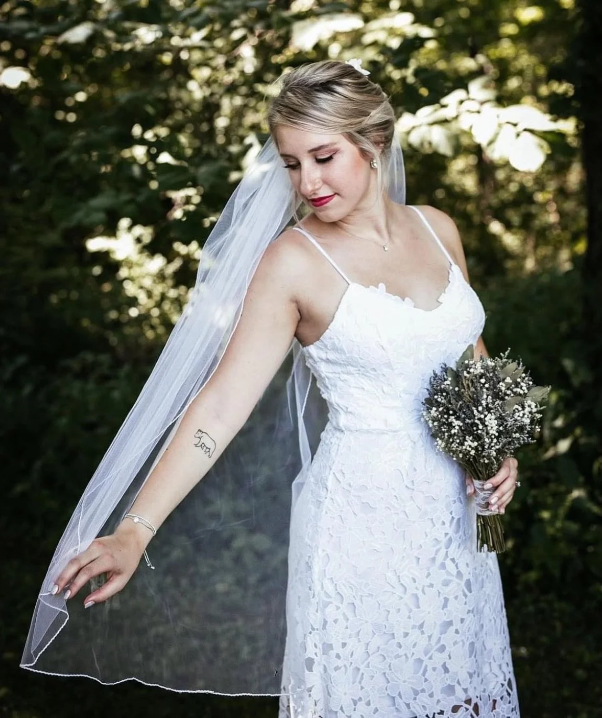 My favorite kind of post to make is showing off one my brides&hellip; Especially when it&rsquo;s my bestie. No matter the venue, I love being there to help bring your dream hair to life on one of the biggest days of your life! #clevelandwedding #clev