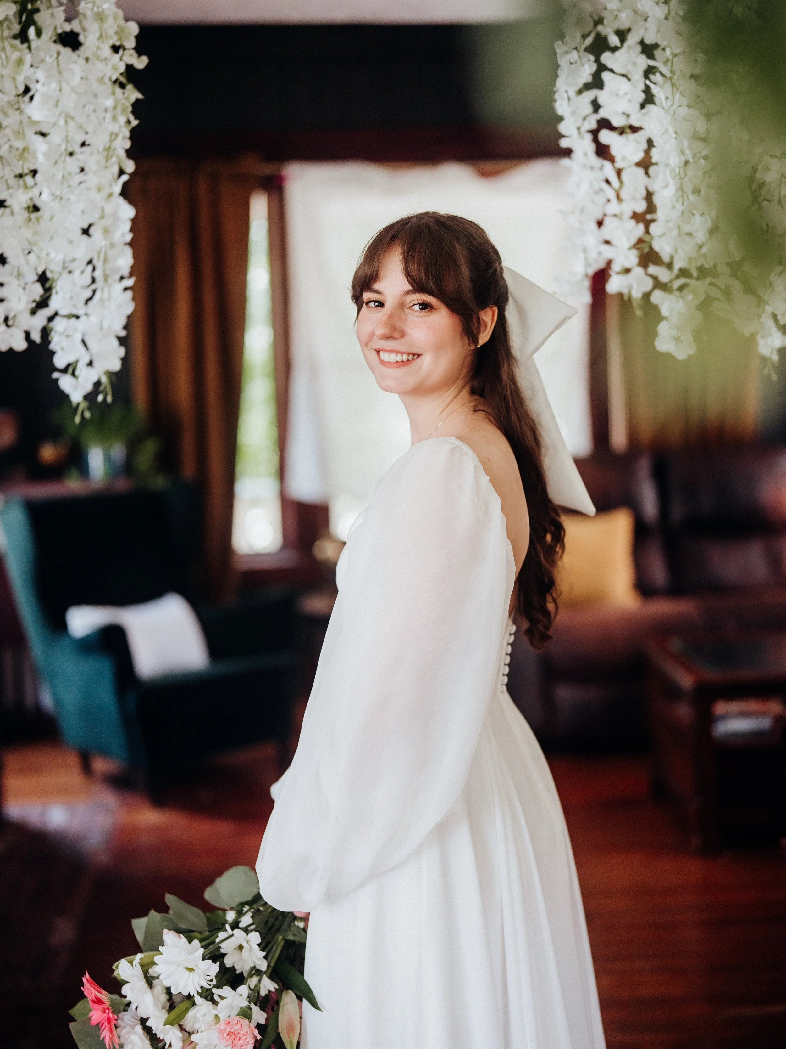 From &ldquo;Yes!&rdquo; to &ldquo;I do,&rdquo; your hair should be as unforgettable as your wedding day. 💐🎀

I specialize in timeless bridal styles, romantic updos, and effortless waves designed to last from the first look to the last dance.

Now a