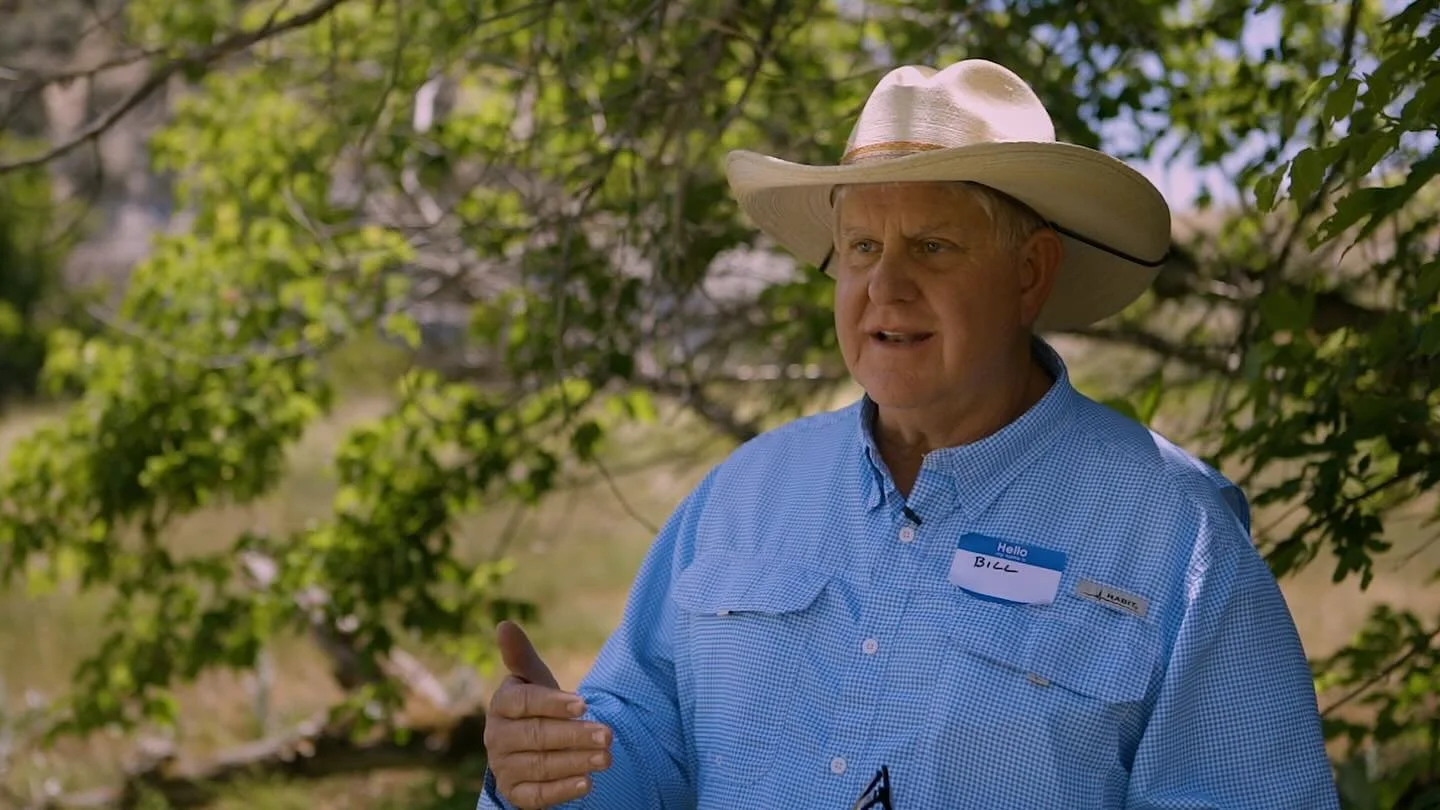 𝙼𝚘𝚗𝚍𝚊𝚢 𝙼𝚎𝚎𝚝: 𝙱𝚒𝚕𝚕 𝙱𝚎𝚝𝚎𝚗𝚜𝚘𝚗, 𝚊 𝚐𝚛𝚎𝚊𝚝 𝚐𝚛𝚎𝚊𝚝 𝚗𝚎𝚙𝚑𝚎𝚠 𝚘𝚏 𝙱𝚞𝚝𝚌𝚑 𝙲𝚊𝚜𝚜𝚒𝚍𝚢, 𝚜𝚑𝚊𝚛𝚎𝚜 𝚏𝚊𝚖𝚒𝚕𝚢 𝚜𝚝𝚘𝚛𝚒𝚎𝚜 𝚊𝚋𝚘𝚞𝚝 𝚑𝚒𝚜 𝚕𝚎𝚐𝚎𝚗𝚍𝚊𝚛𝚢 𝚞𝚗𝚌𝚕𝚎 𝚠𝚑𝚒𝚕𝚎 𝚘𝚗𝚜𝚒𝚝𝚎 𝚊𝚝 𝙷𝚘𝚕𝚎-𝚒?