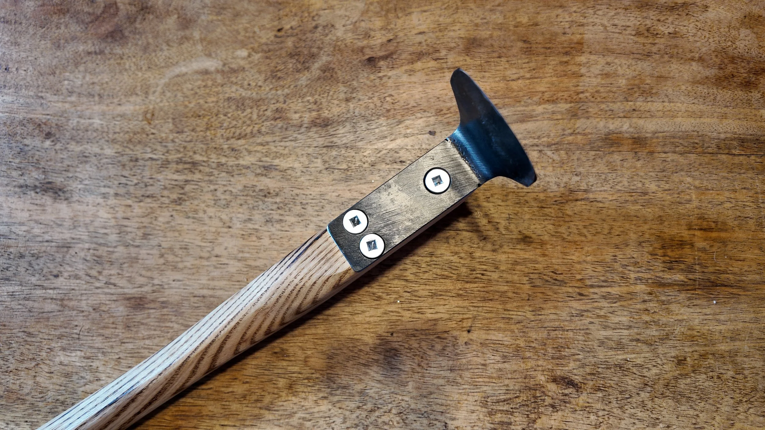 The Coastal Long-handled Dry-scraper - heavy duty scraping tool for medium to large hides underside.JPG